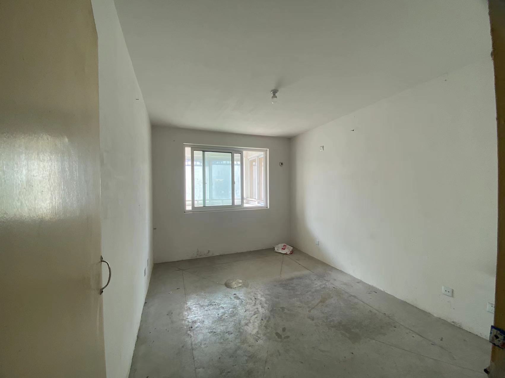 景和花苑 3室2厅1卫 146m&sup2;