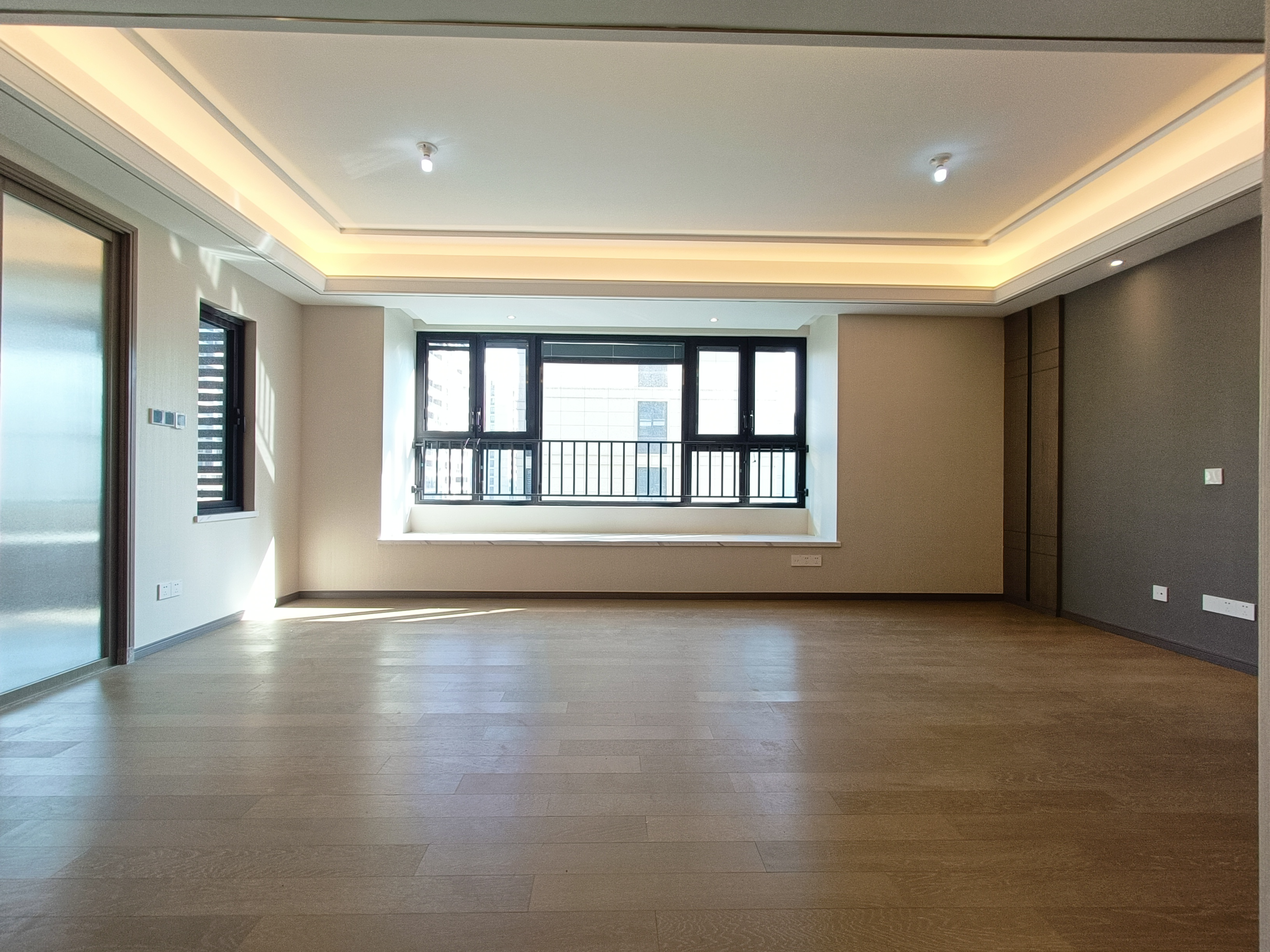 绿城&middot;诚园 3室2厅2卫 120m&sup2;