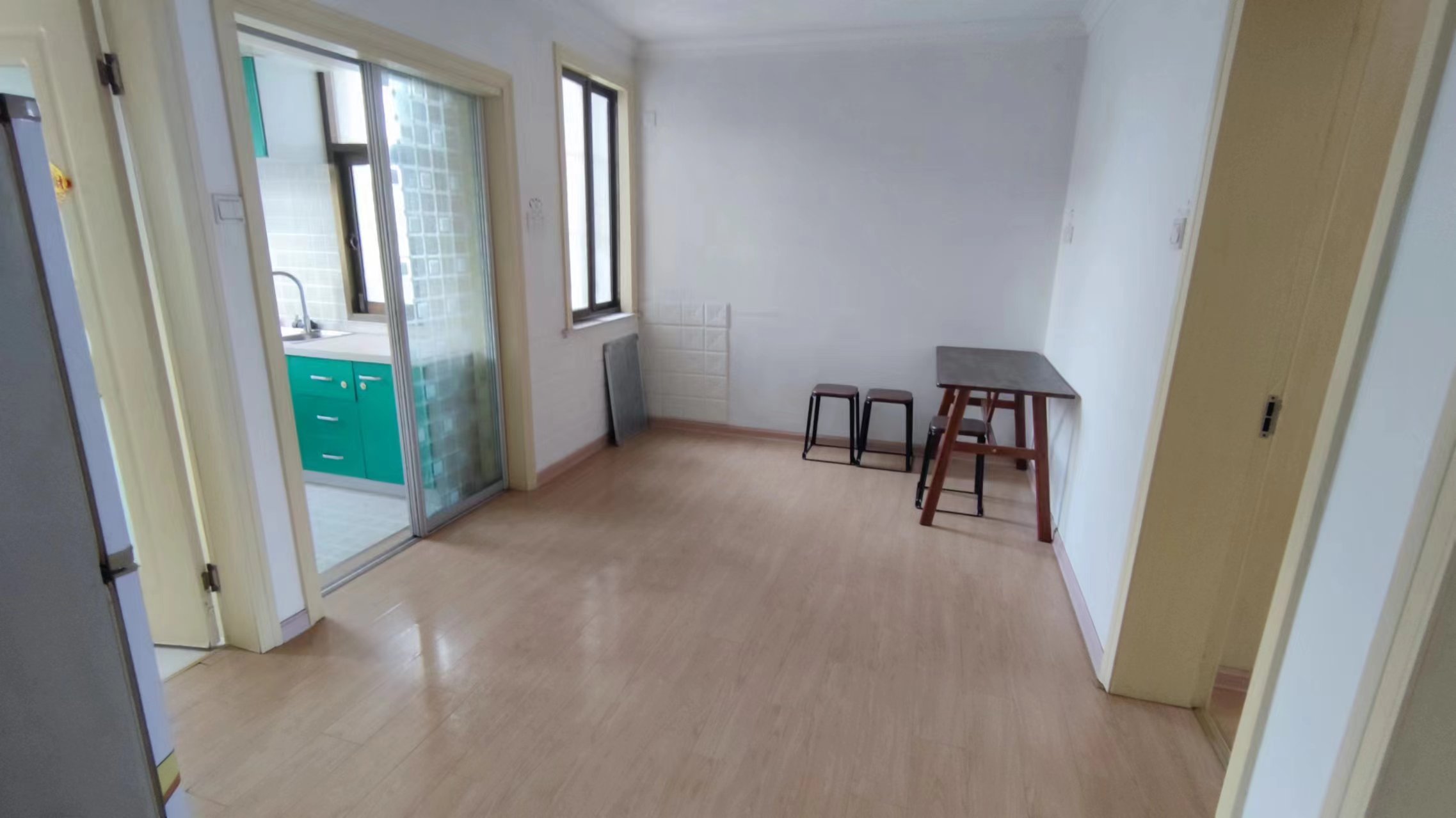 长虹新村 2室1厅1卫 65m²