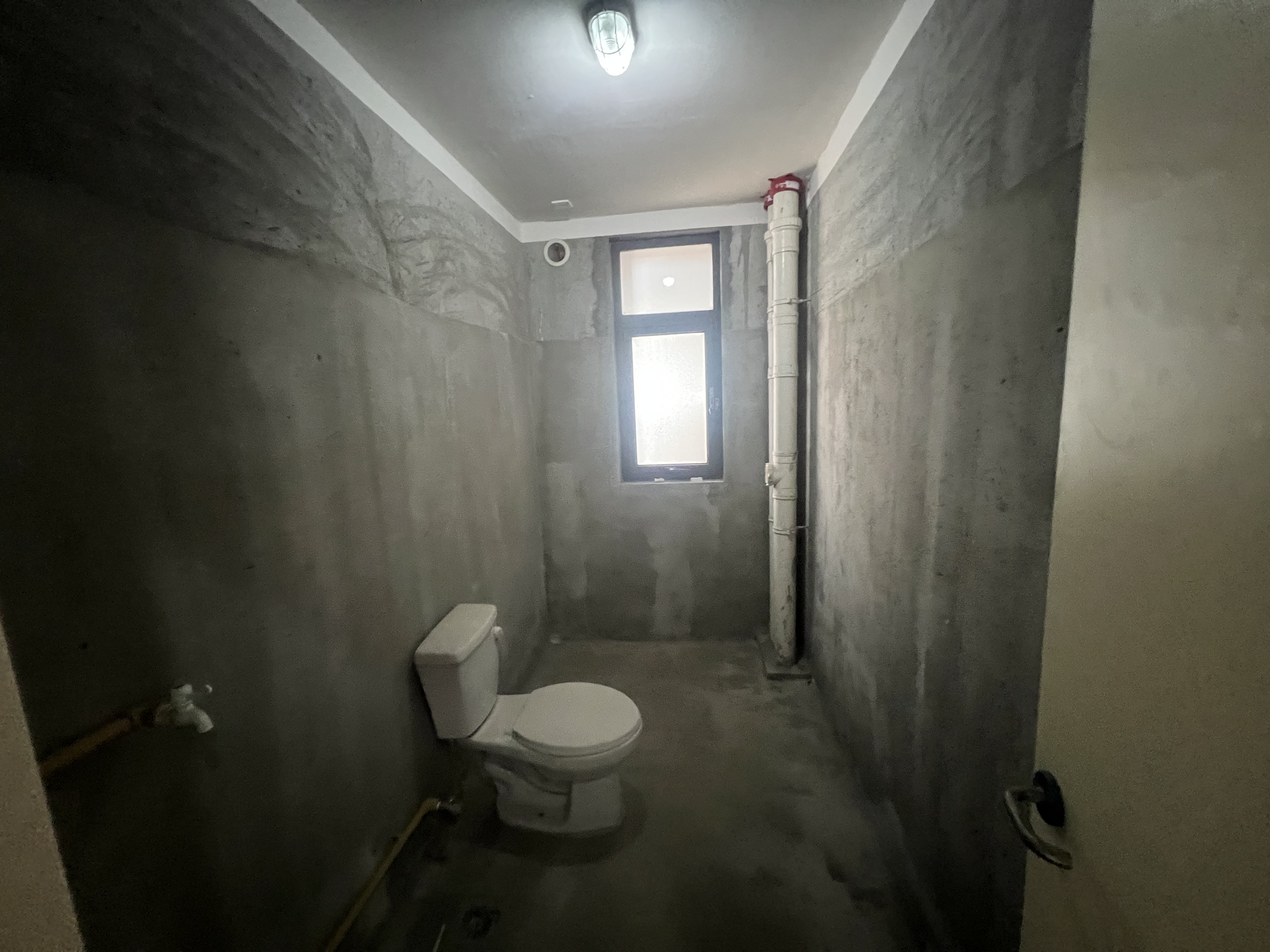 华强城 3室2厅1卫 108.34m²