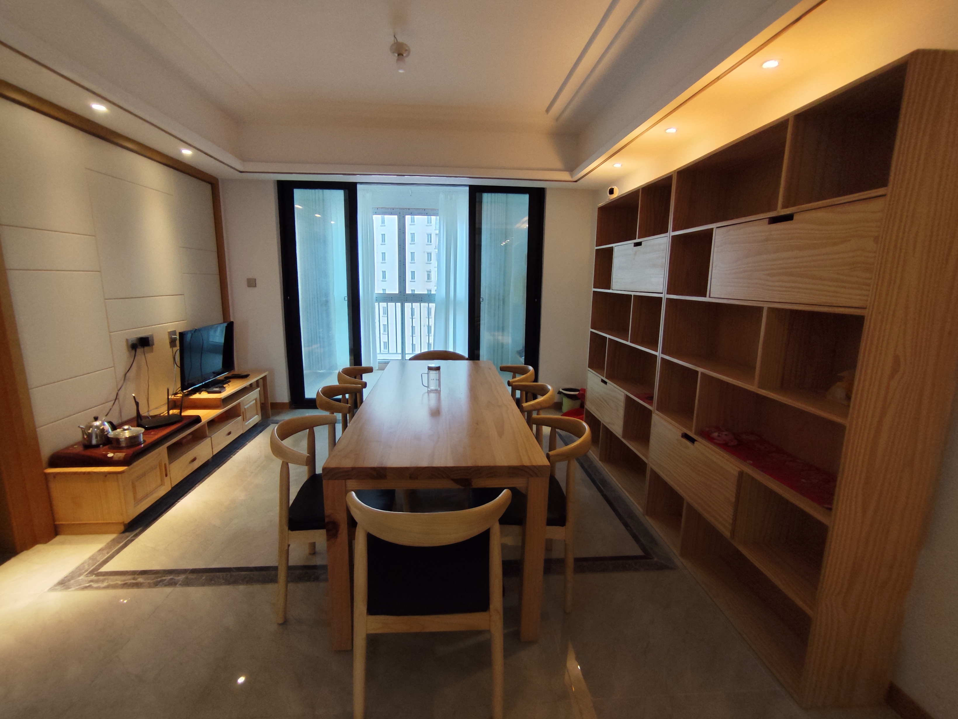中南世纪花城三期 4室2厅2卫 145m²