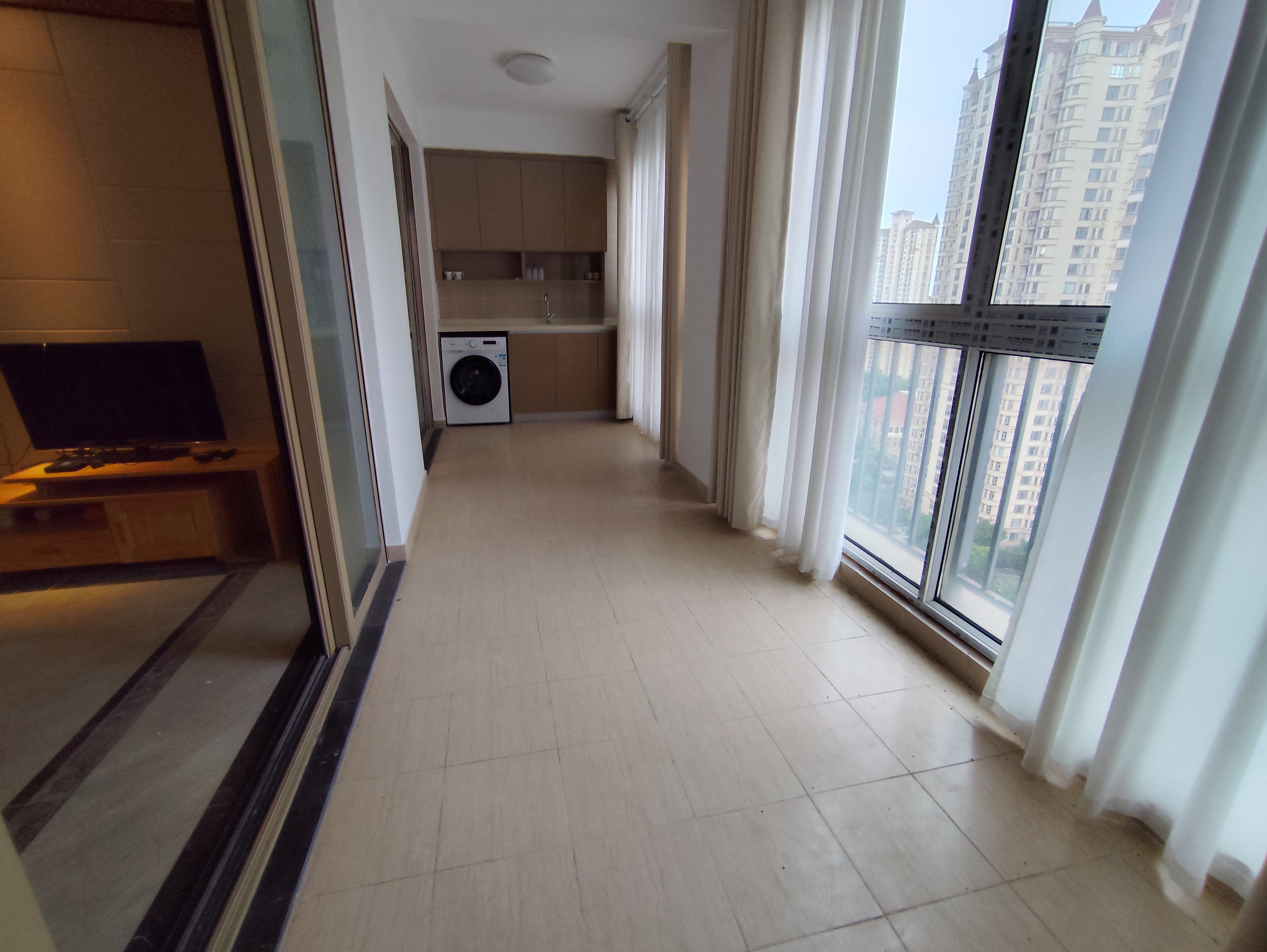 中南世纪花城三期 4室2厅2卫 146m&sup2;