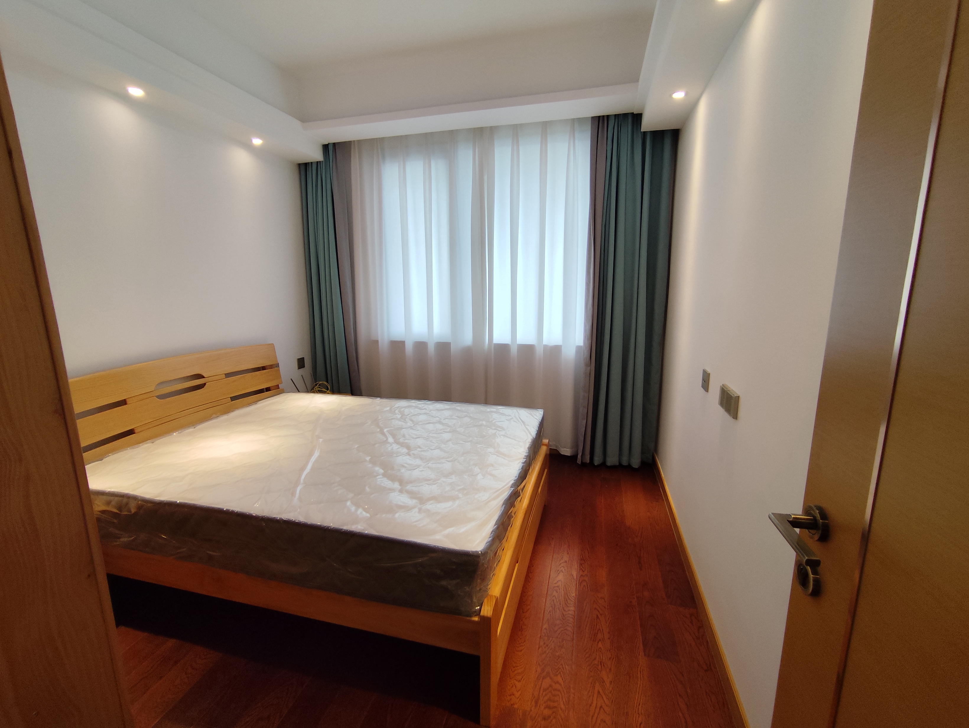 中南世纪花城三期 4室2厅2卫 146m&sup2;