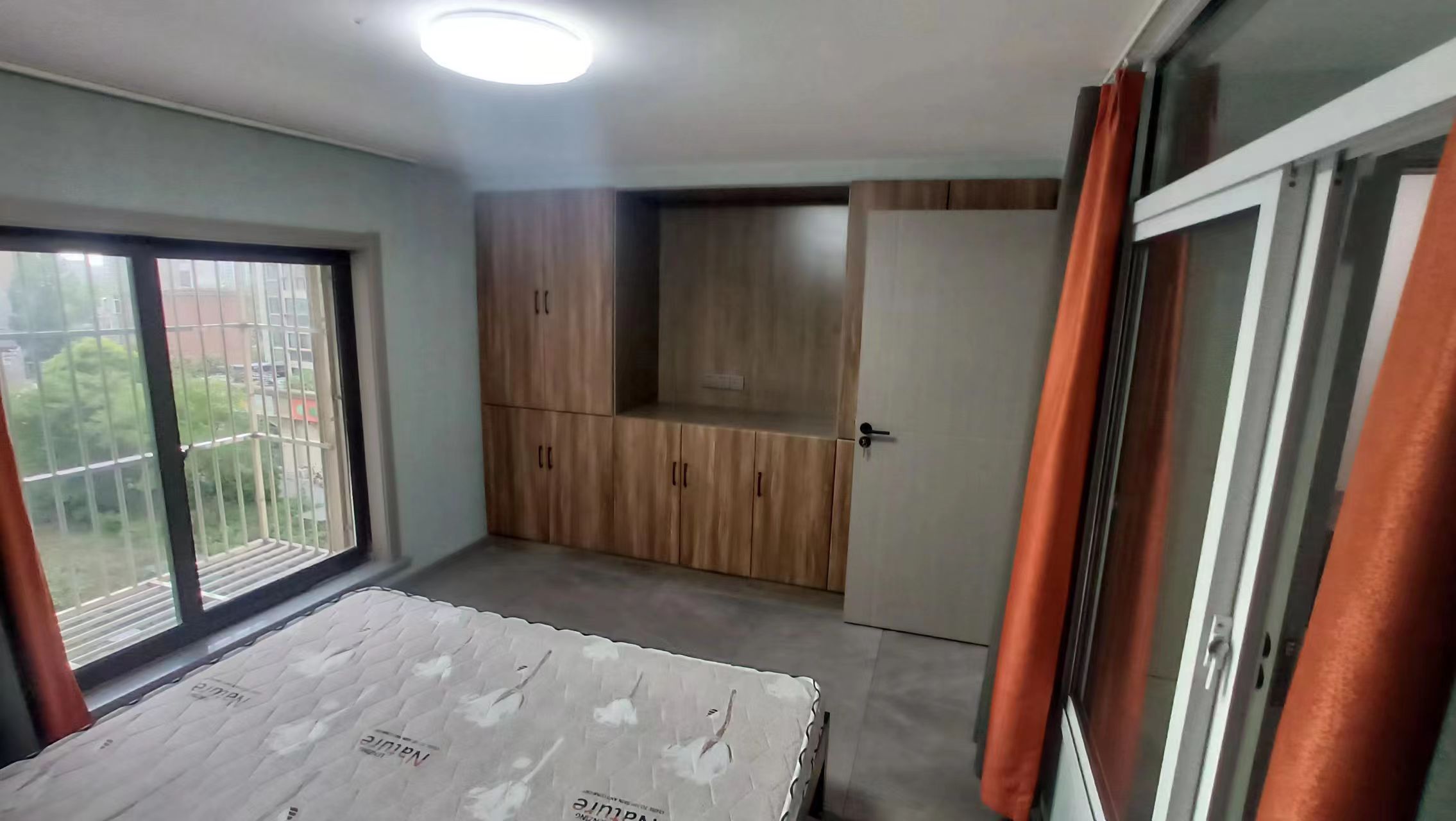 汇富花苑 2室1厅1卫 78m&sup2;