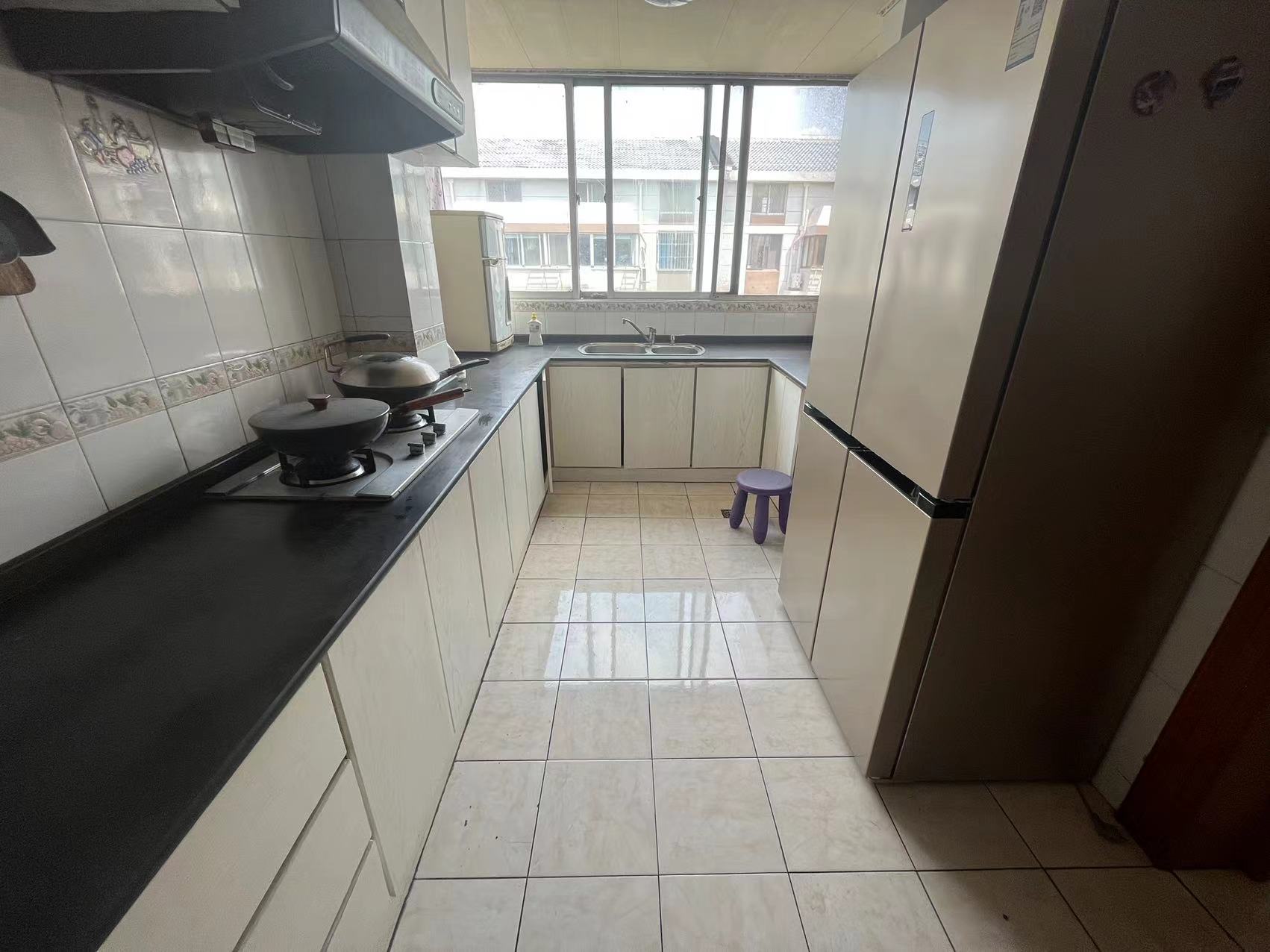濠西园 5室2厅2卫 133m²