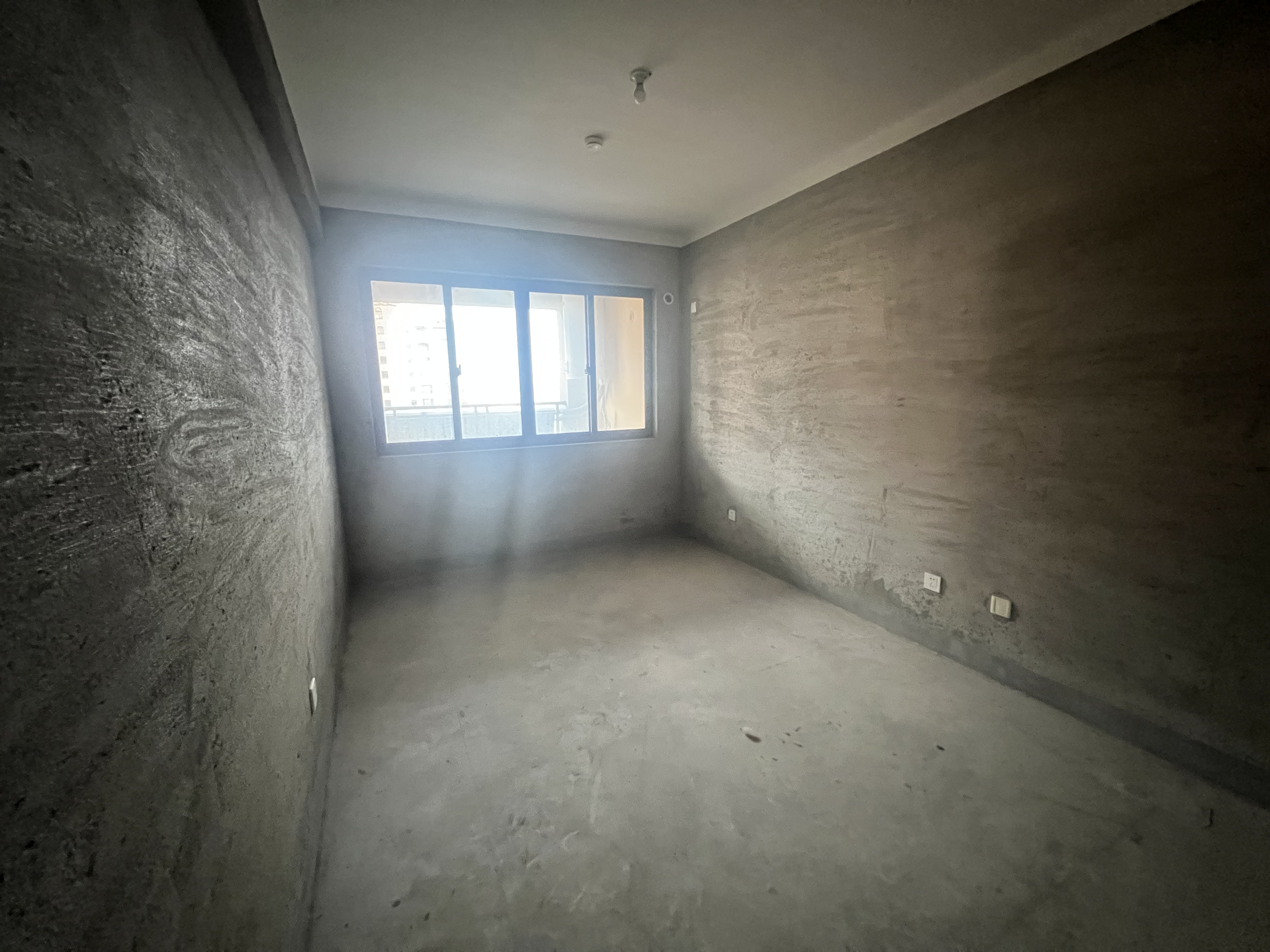 华强城 3室2厅2卫 127.8m&sup2;