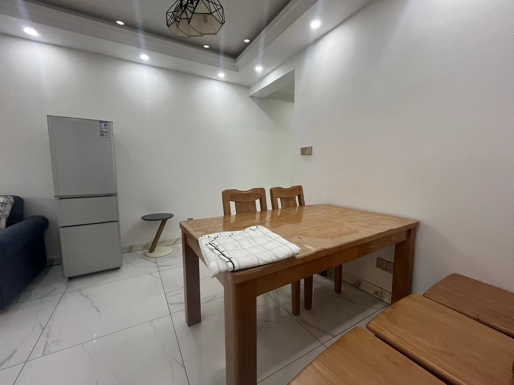 世茂公元 2室2厅1卫 67m²