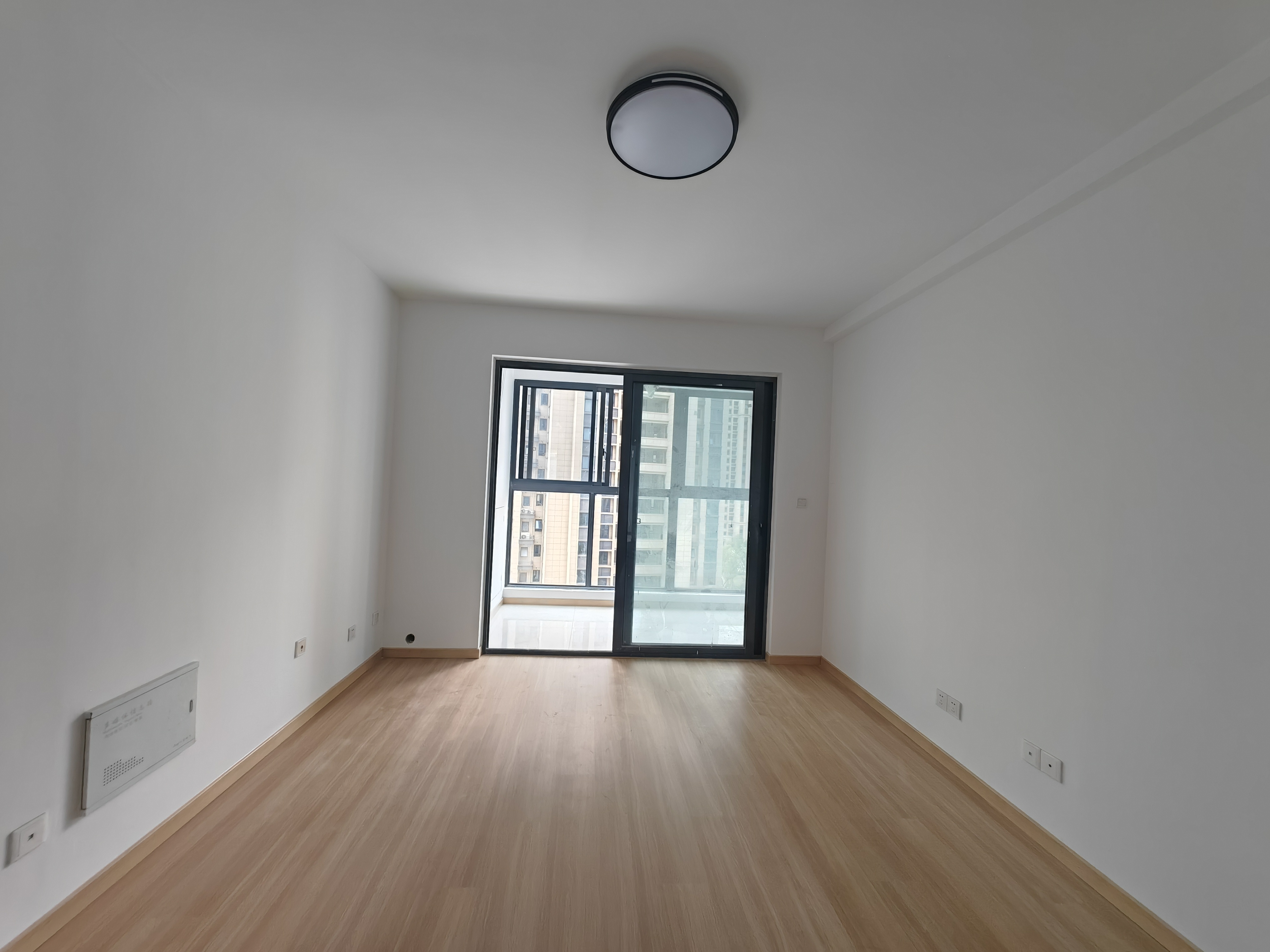 春溪集 3室2厅2卫 108m²