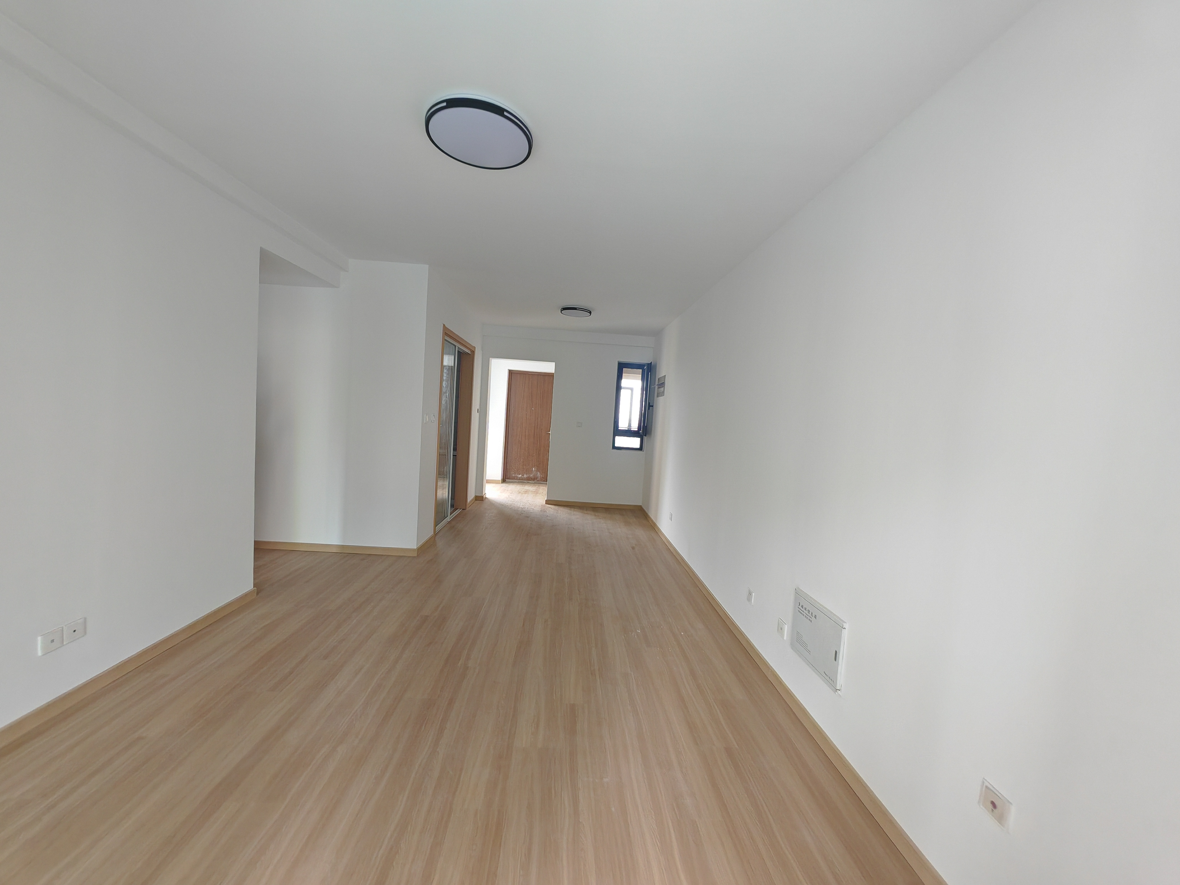 春溪集 3室2厅2卫 108m²
