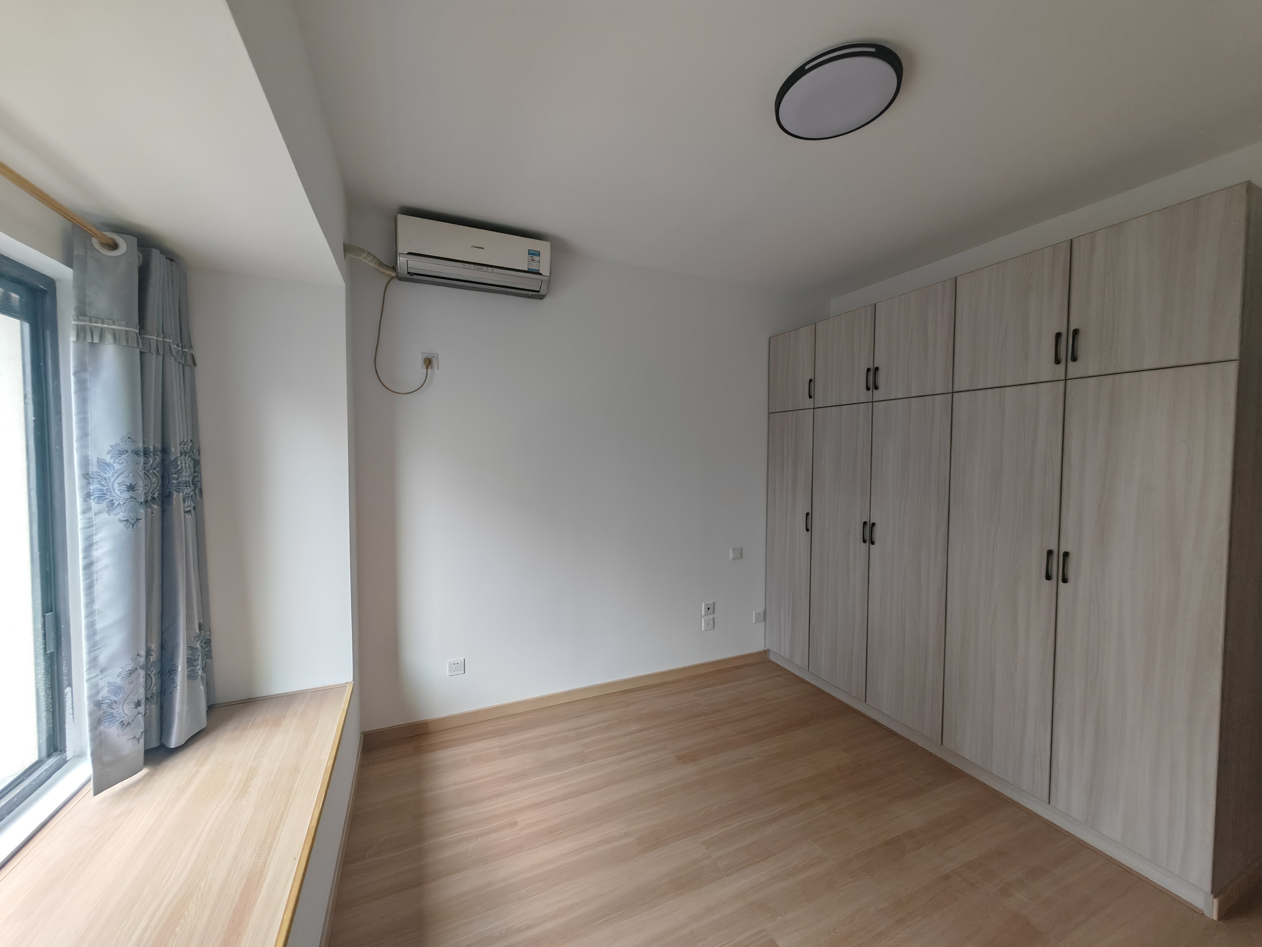 春溪集 3室2厅2卫 108m²