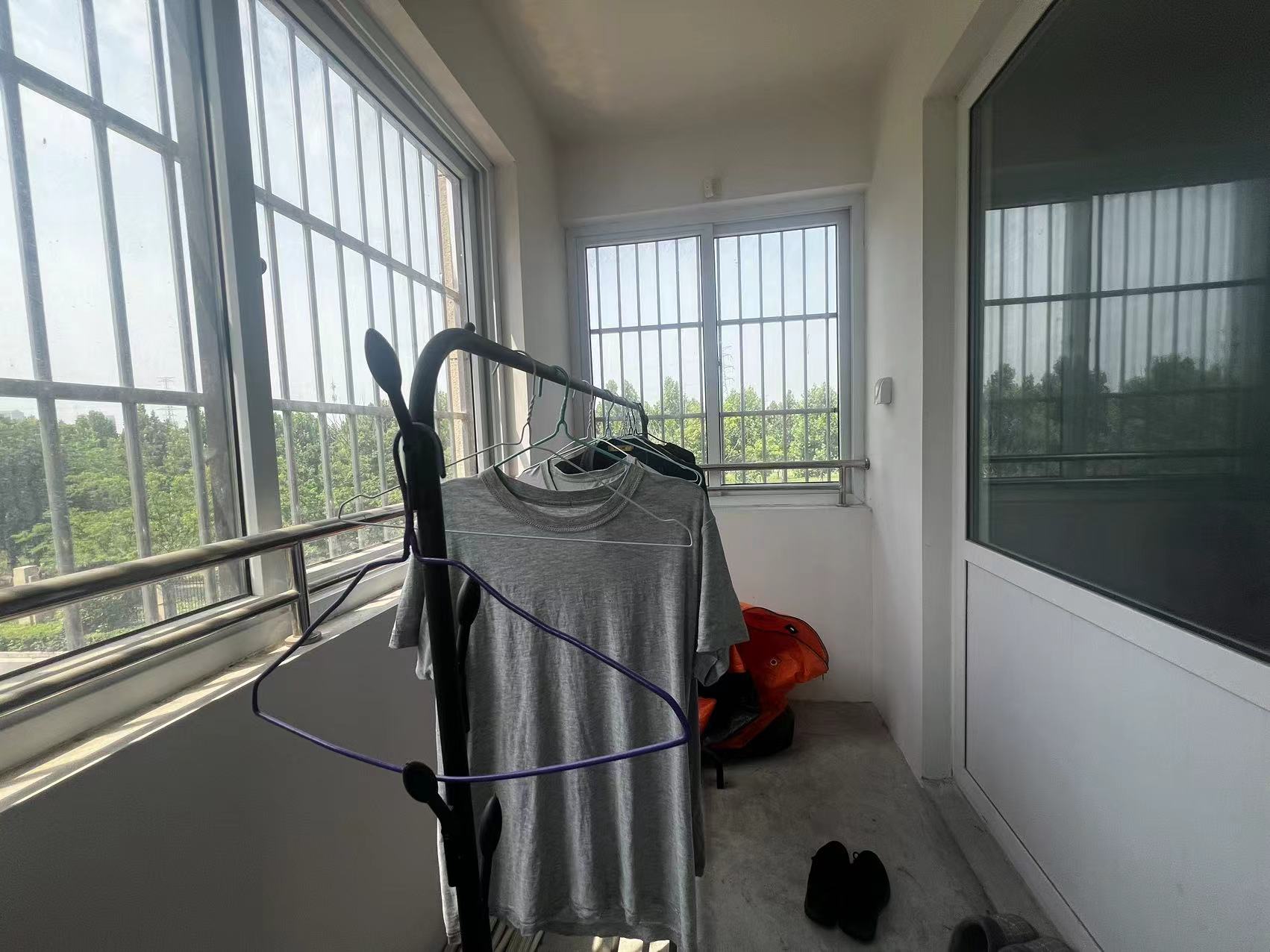 十里花苑 2室2厅1卫 98m&sup2;