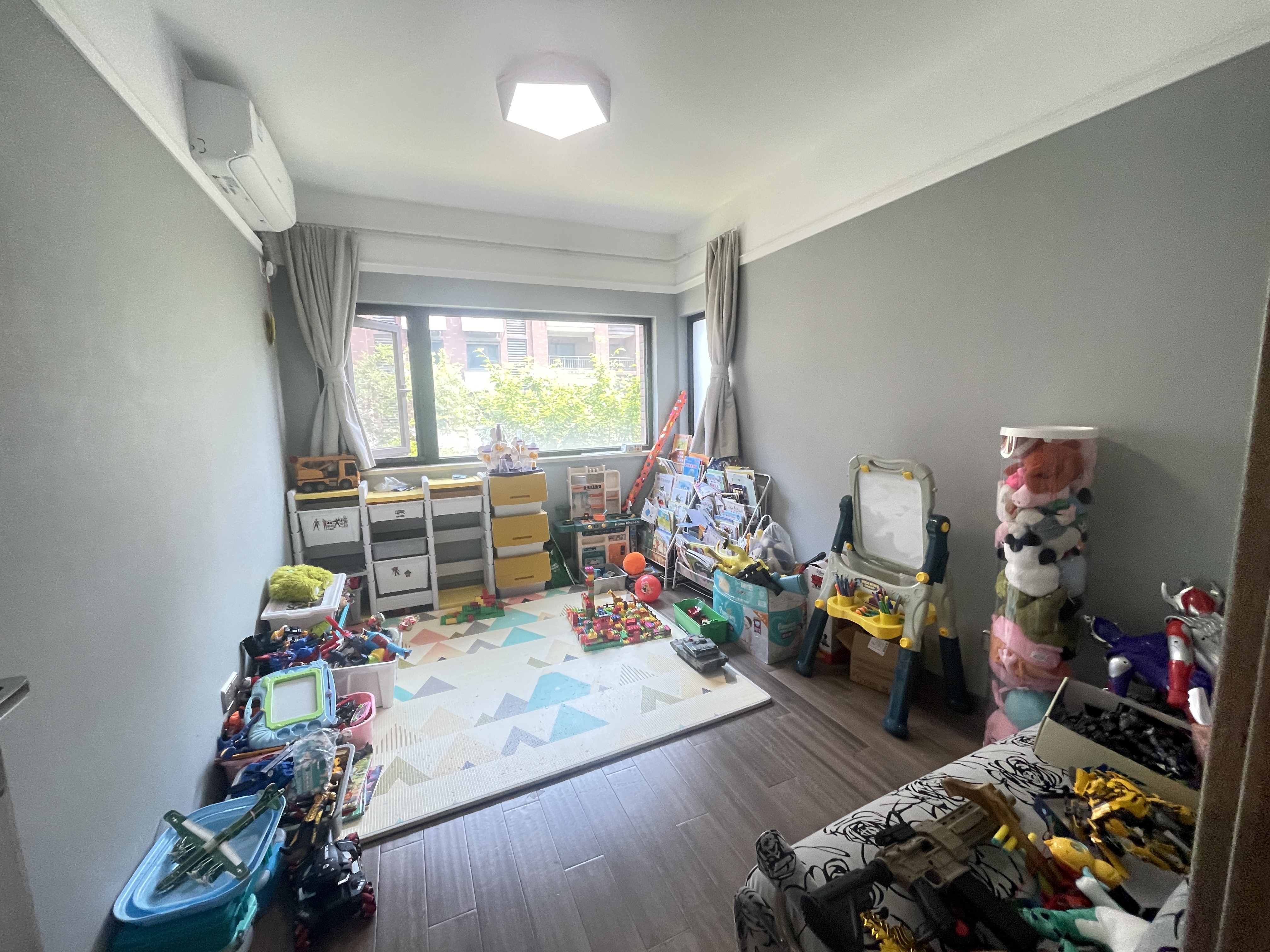 万科城市之光 3室2厅2卫 118m&sup2;