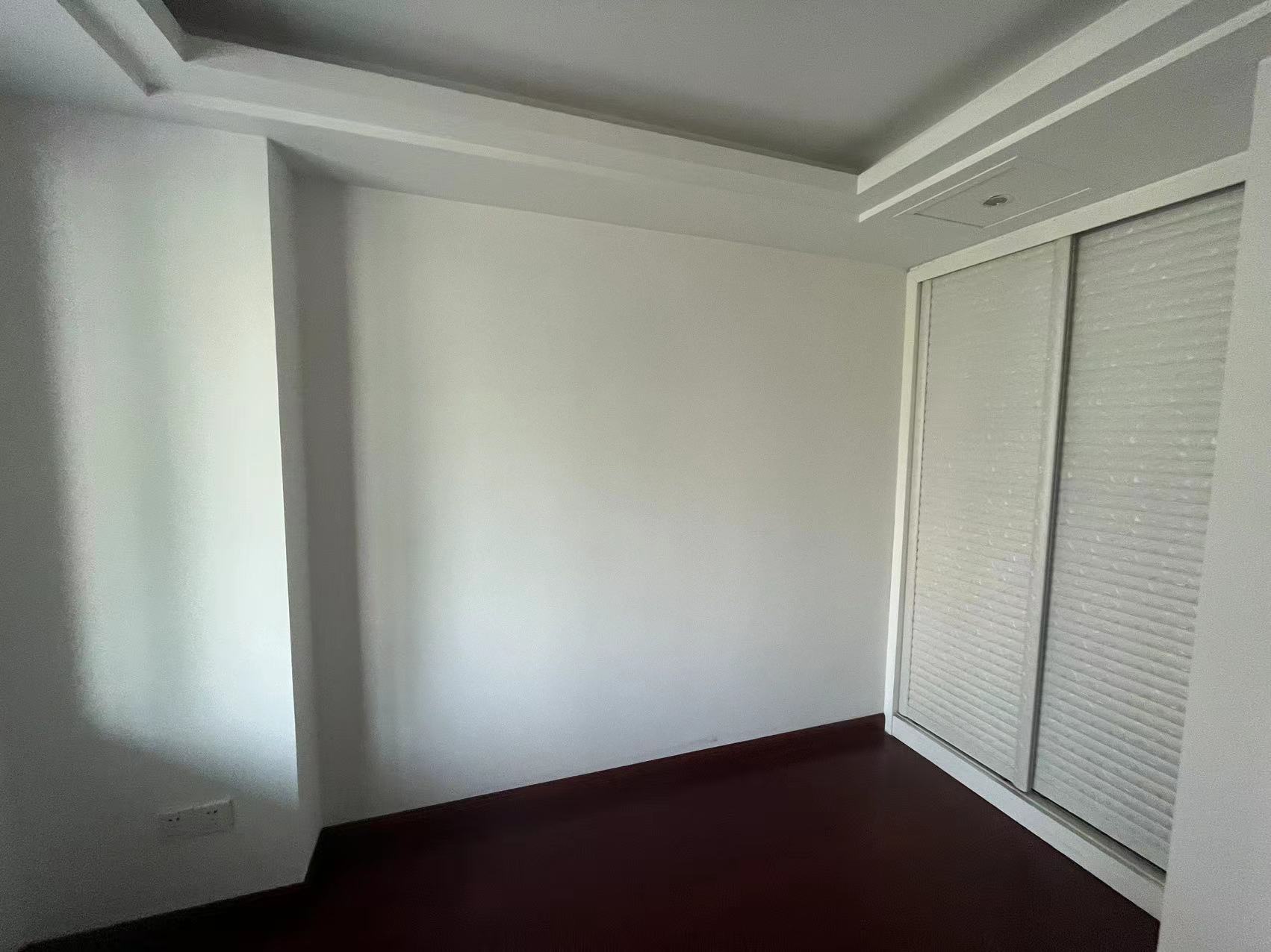 江海名苑南区 3室2厅1卫 158.00m&sup2;