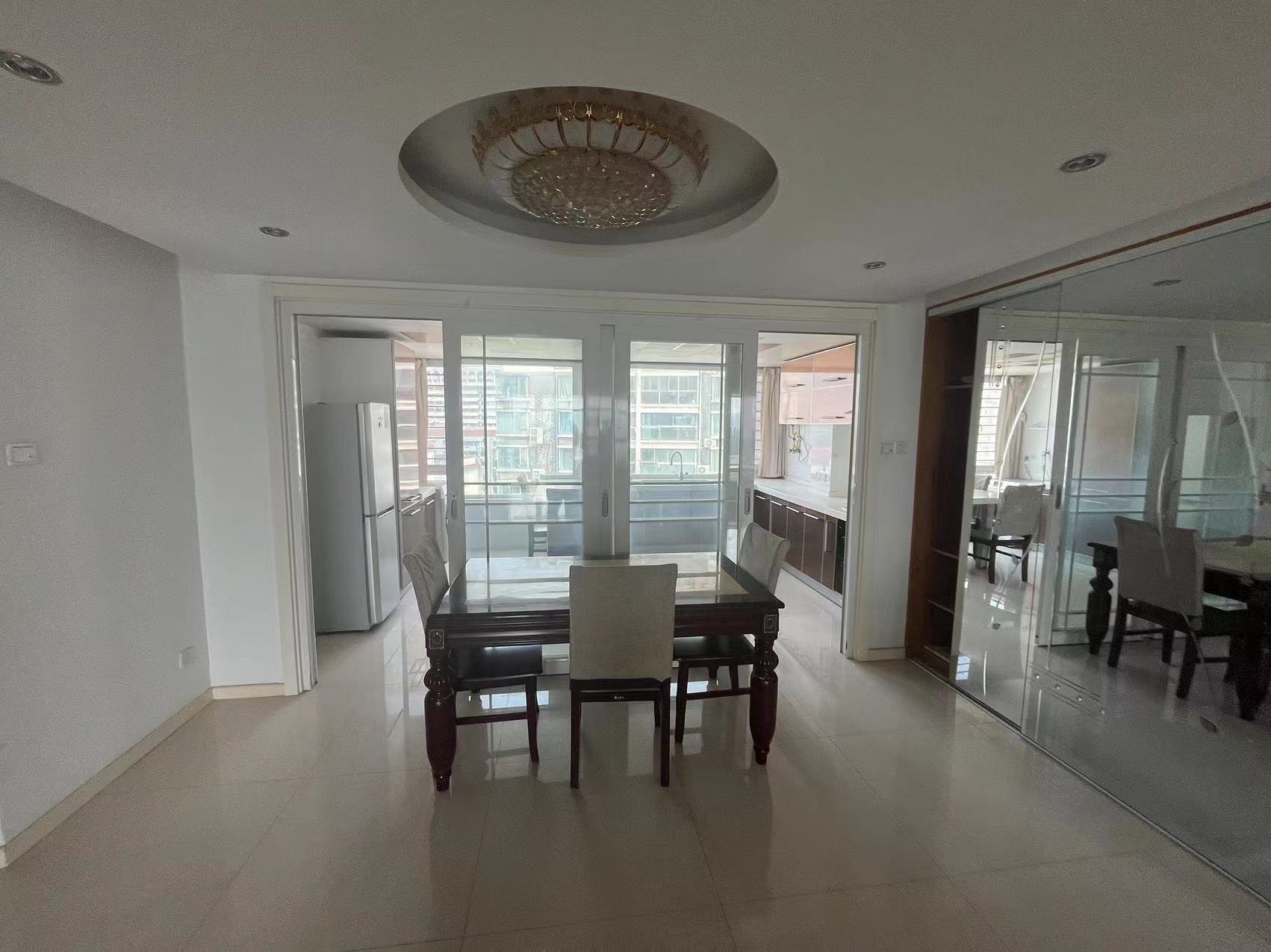 江海名苑南区 3室2厅2卫 157m&sup2;