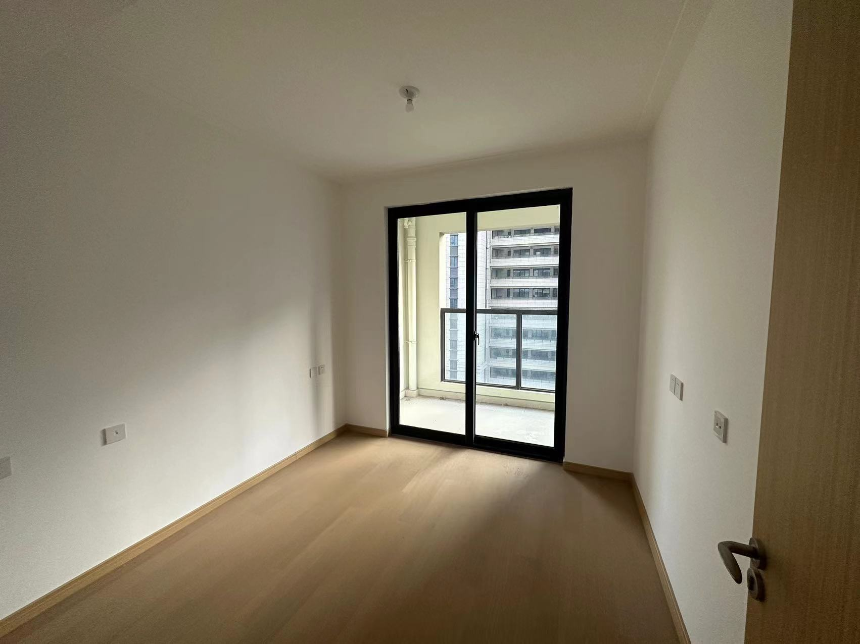 时光漫城 3室2厅1卫 92m&sup2;