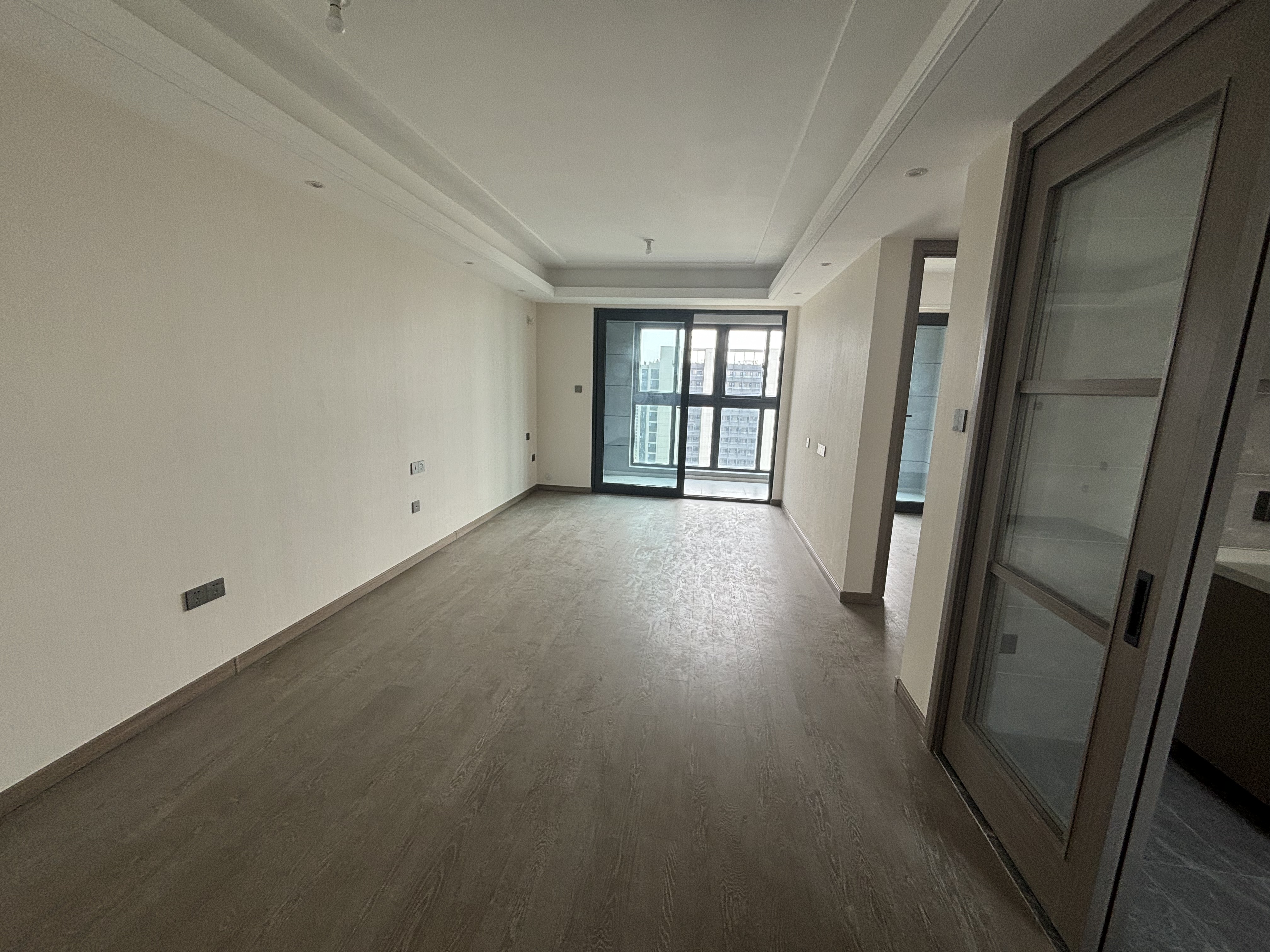 万科未来之光 3室2厅1卫 100m&sup2;