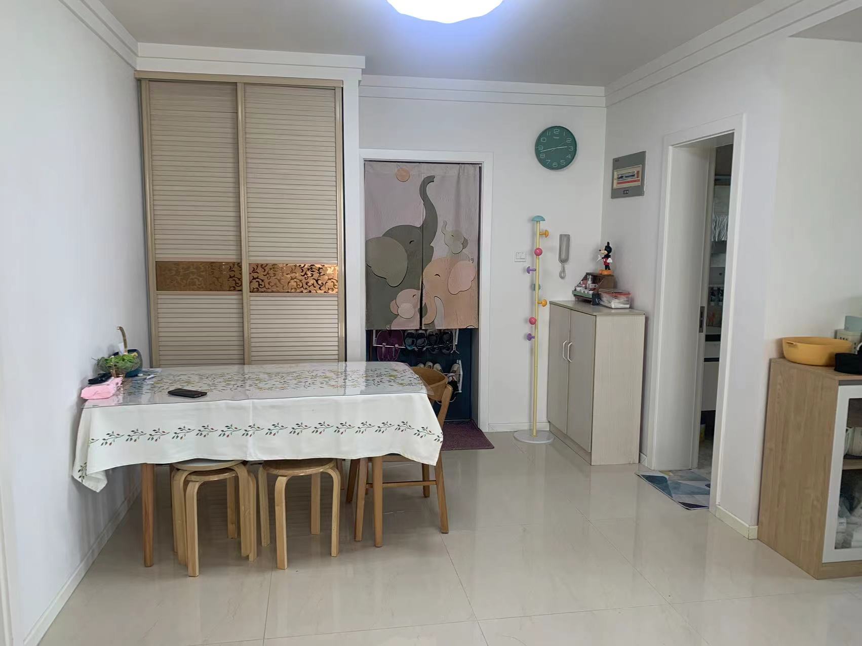 天山花苑西区 3室2厅1卫 90.15m&sup2;
