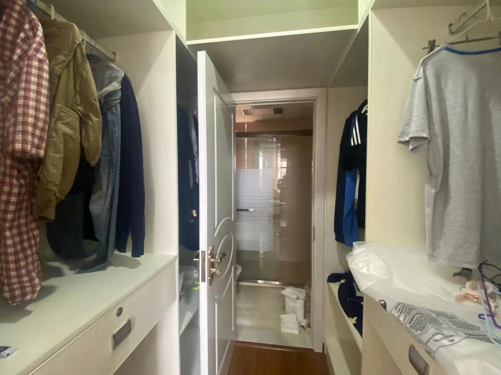 果园名居 3室2厅2卫 126m²