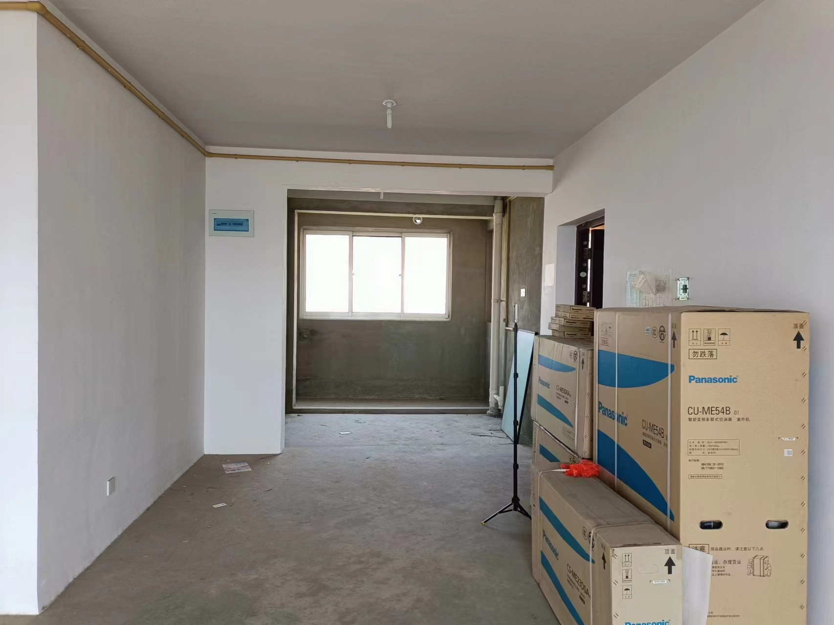 中南世纪花城二期 3室2厅1卫 128m²
