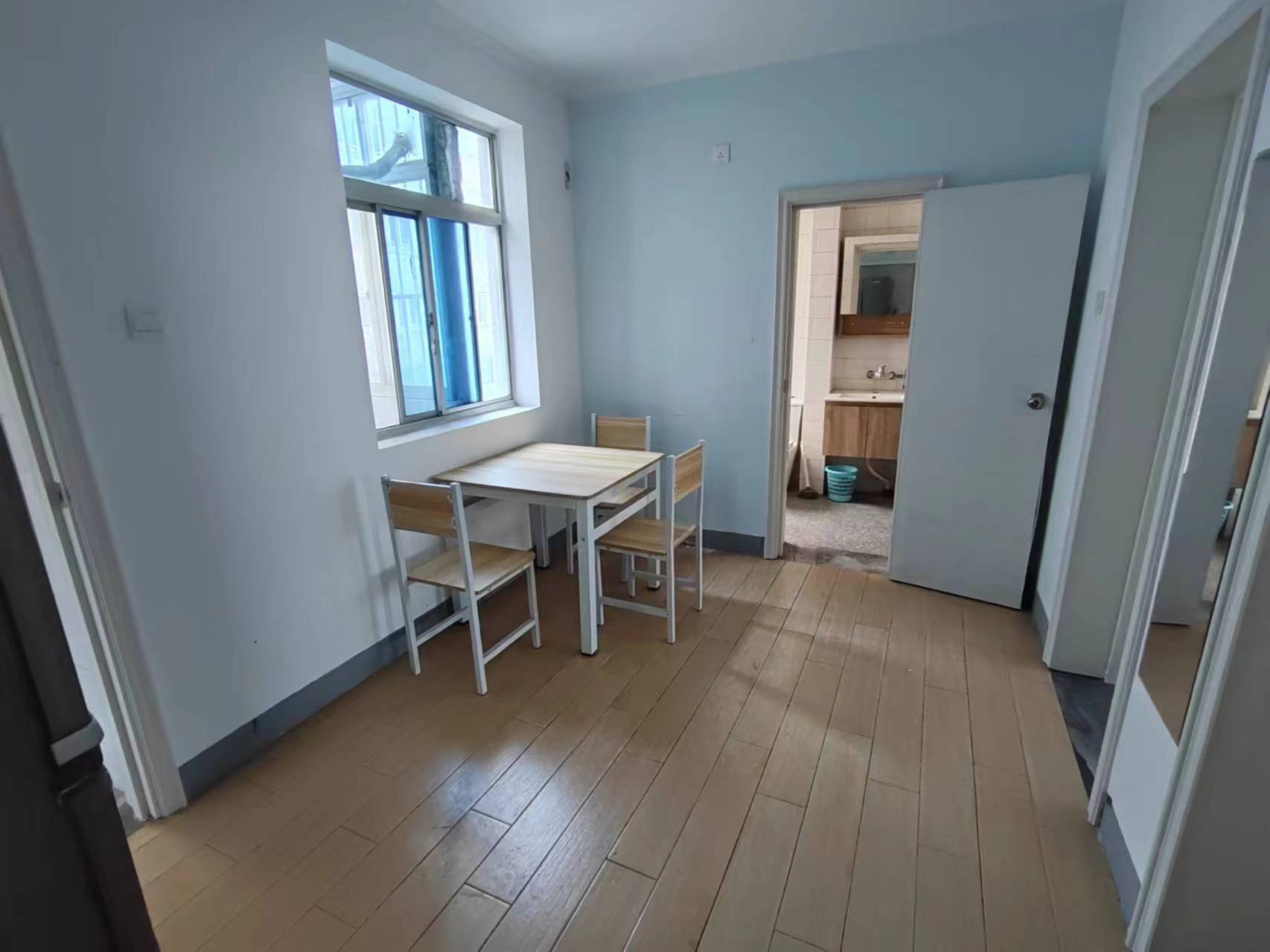 白家园 2室1厅1卫 64m&sup2;