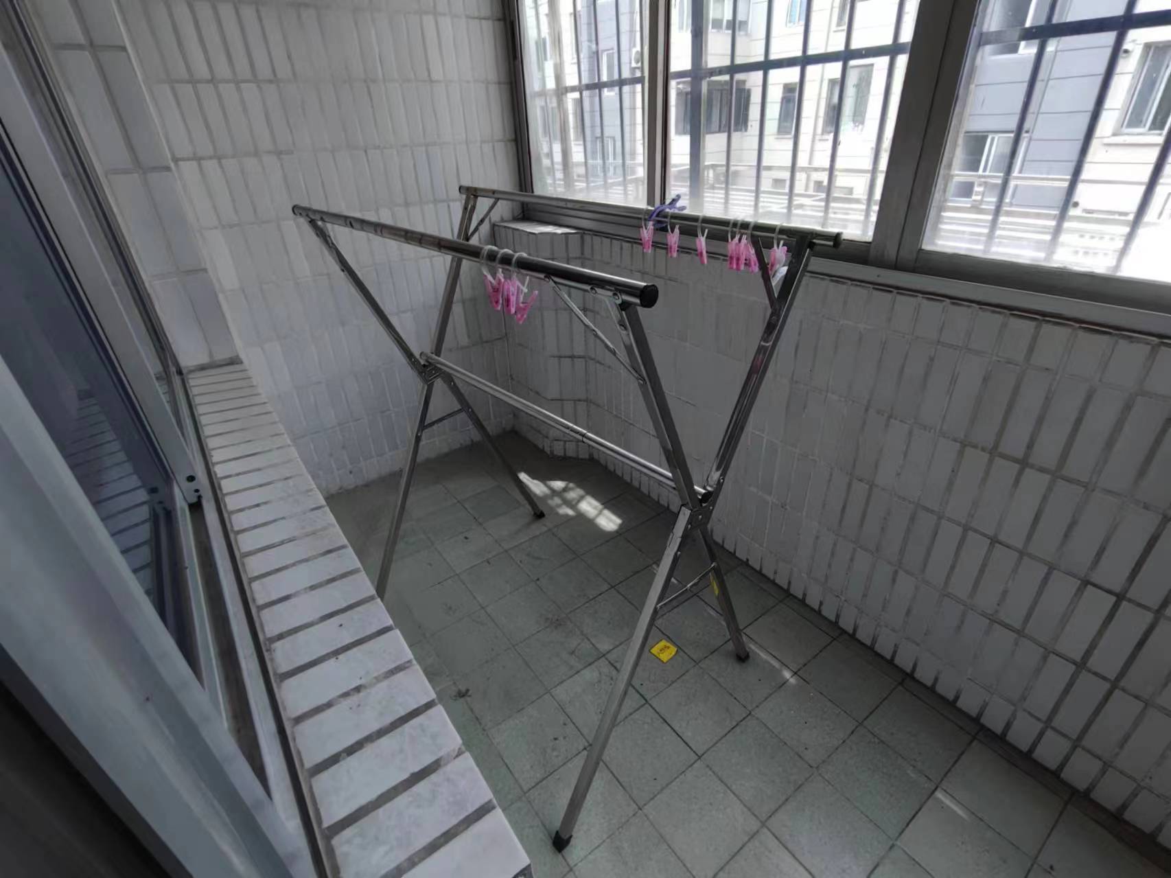 白家园 2室1厅1卫 64m&sup2;