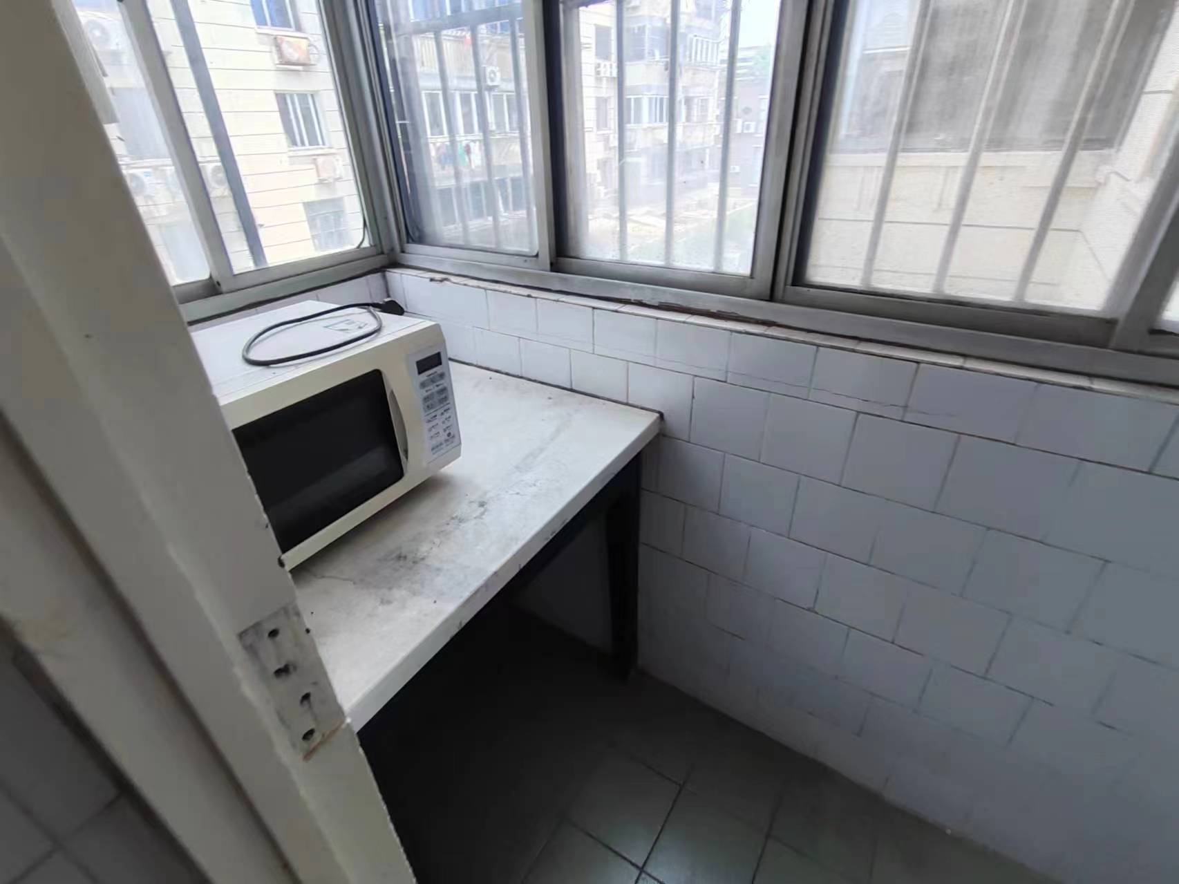白家园 2室1厅1卫 64m&sup2;
