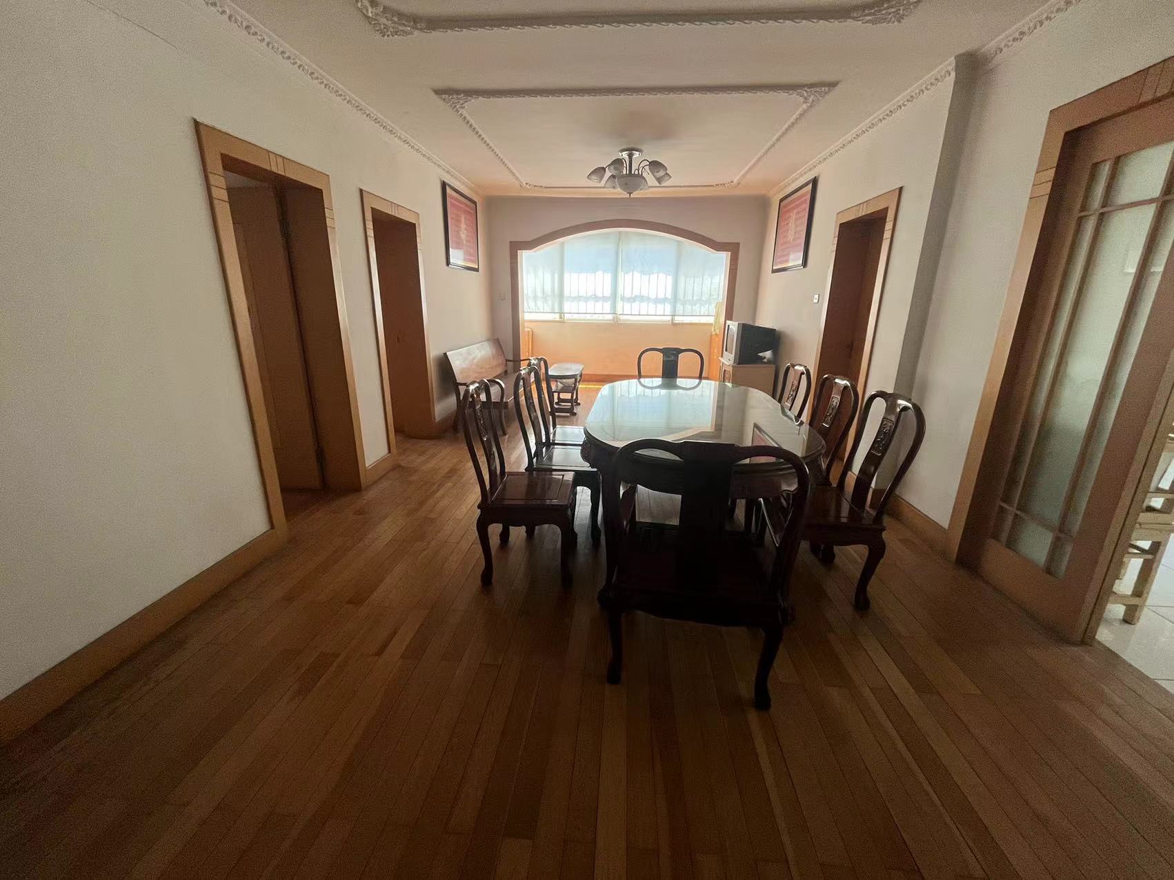 陈家小园东区 4室2厅1卫 143.69m²