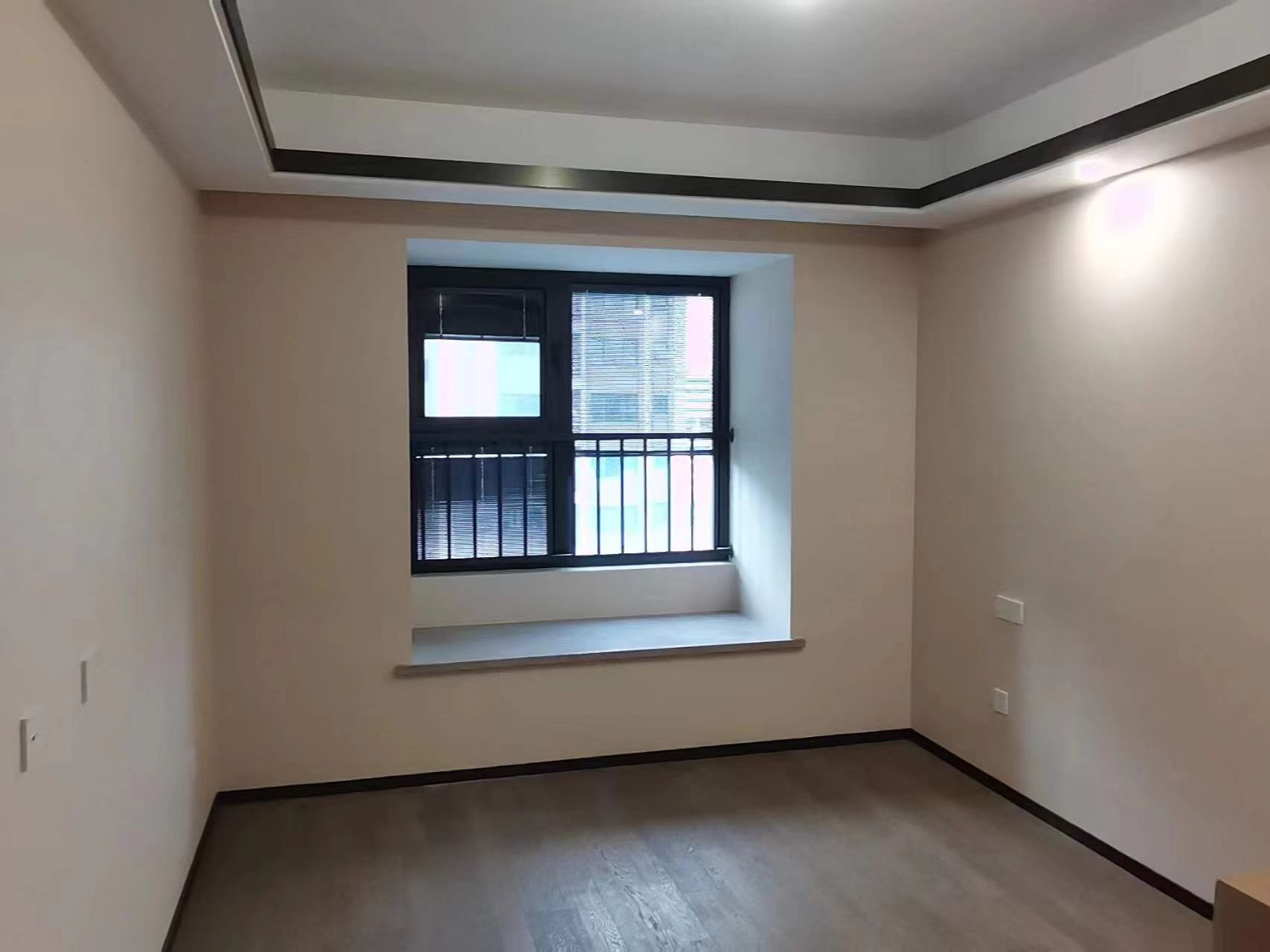 远创东樾 4室2厅3卫 210.28m&sup2;