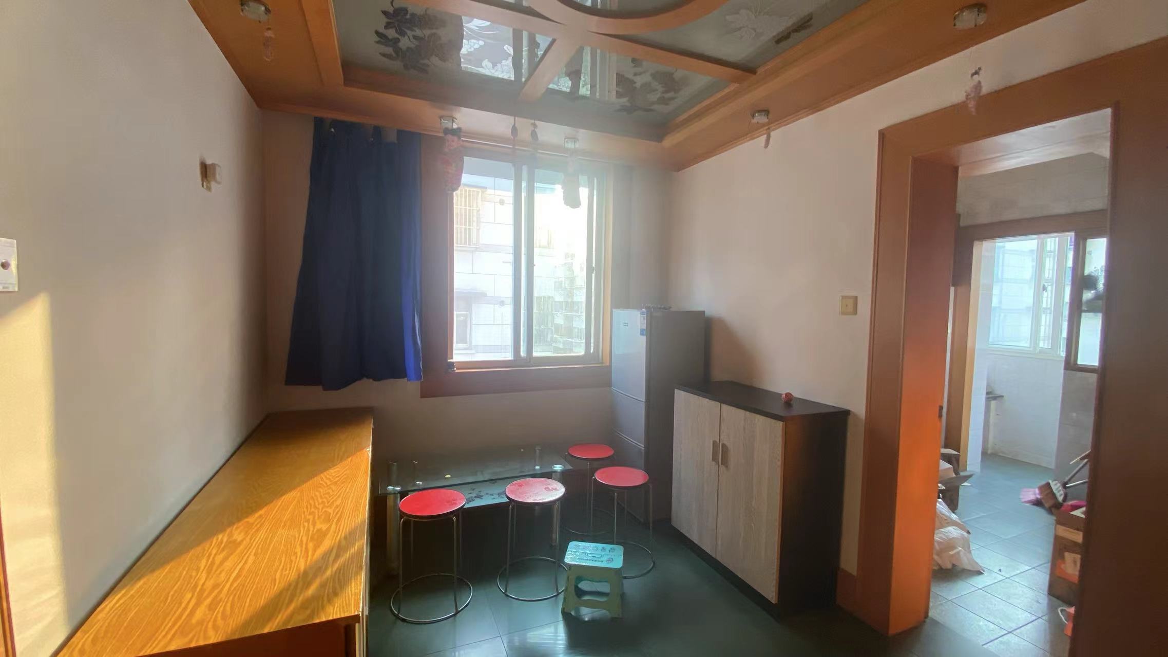 北濠桥东村 2室2厅1卫 72m&sup2;