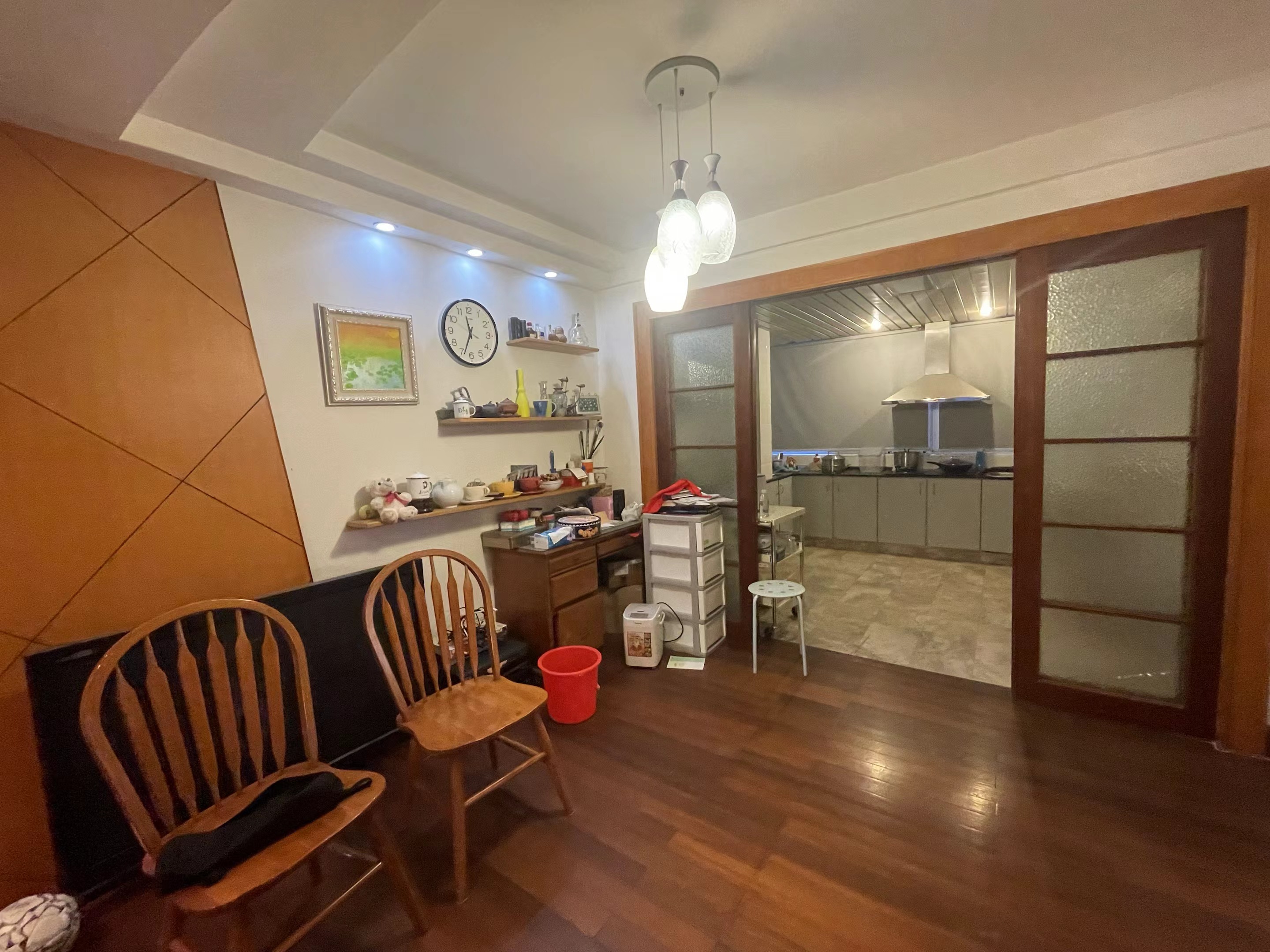 新海通花园 3室2厅1卫 125m&sup2;