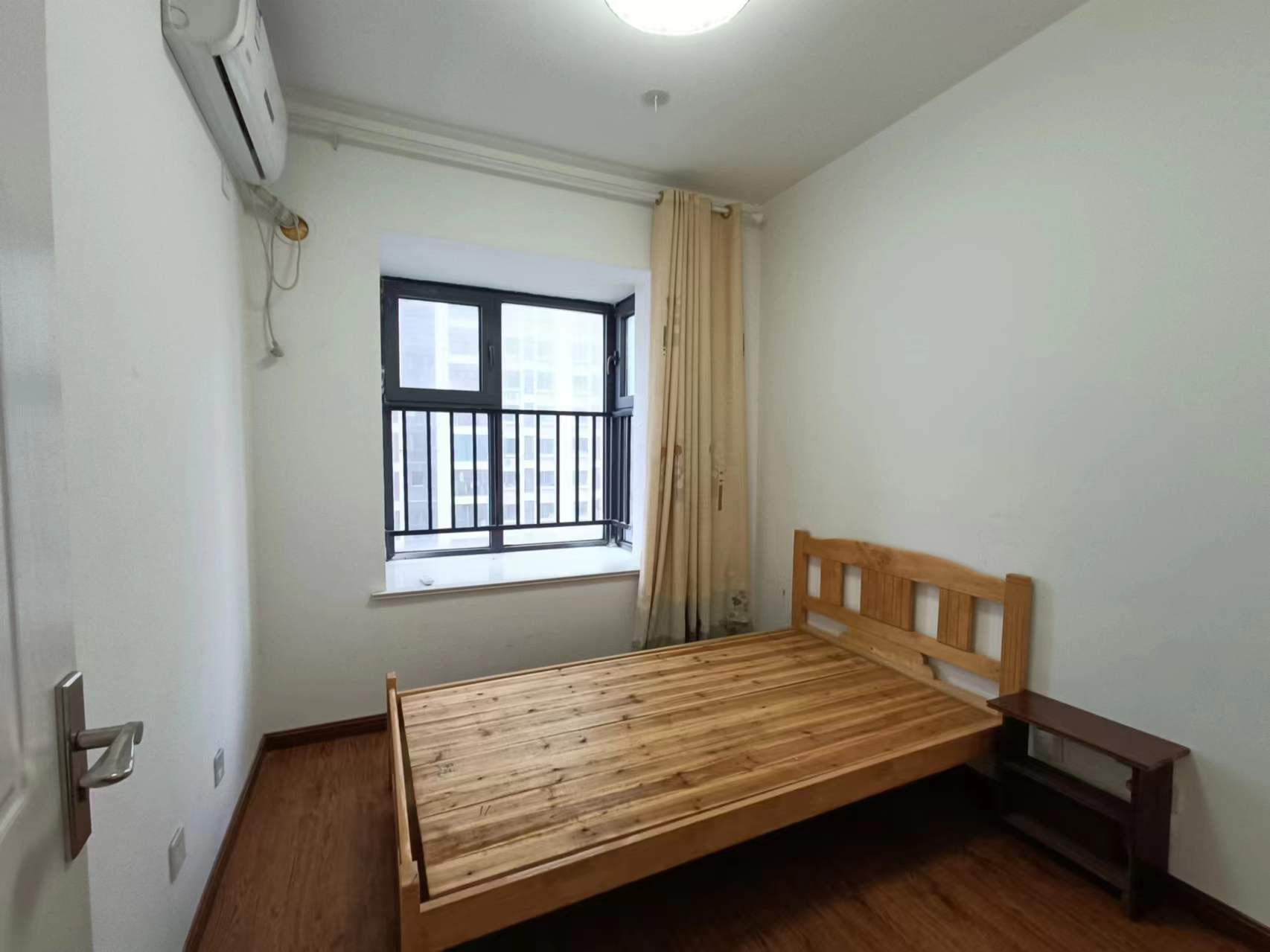 万达华府 4室2厅1卫 143.00m&sup2;