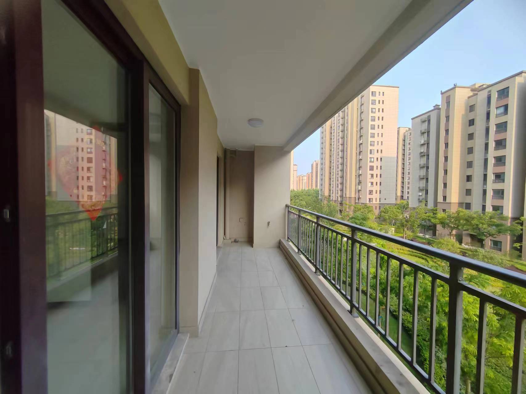 卓越万科新都会 3室2厅2卫 121.00m&sup2;