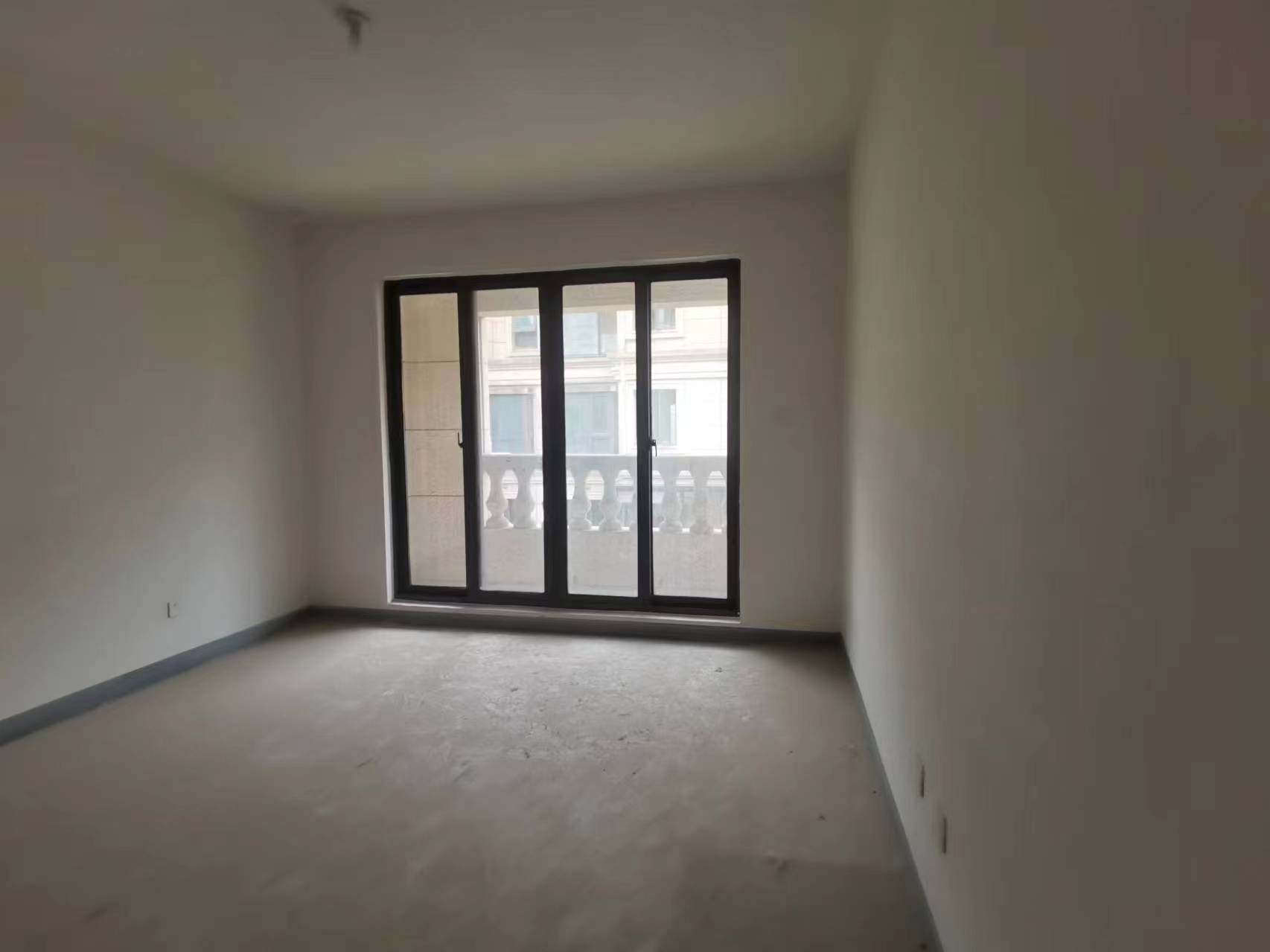中南熙悦(南通经济技术开发区) 4室2厅3卫 133m&sup2;