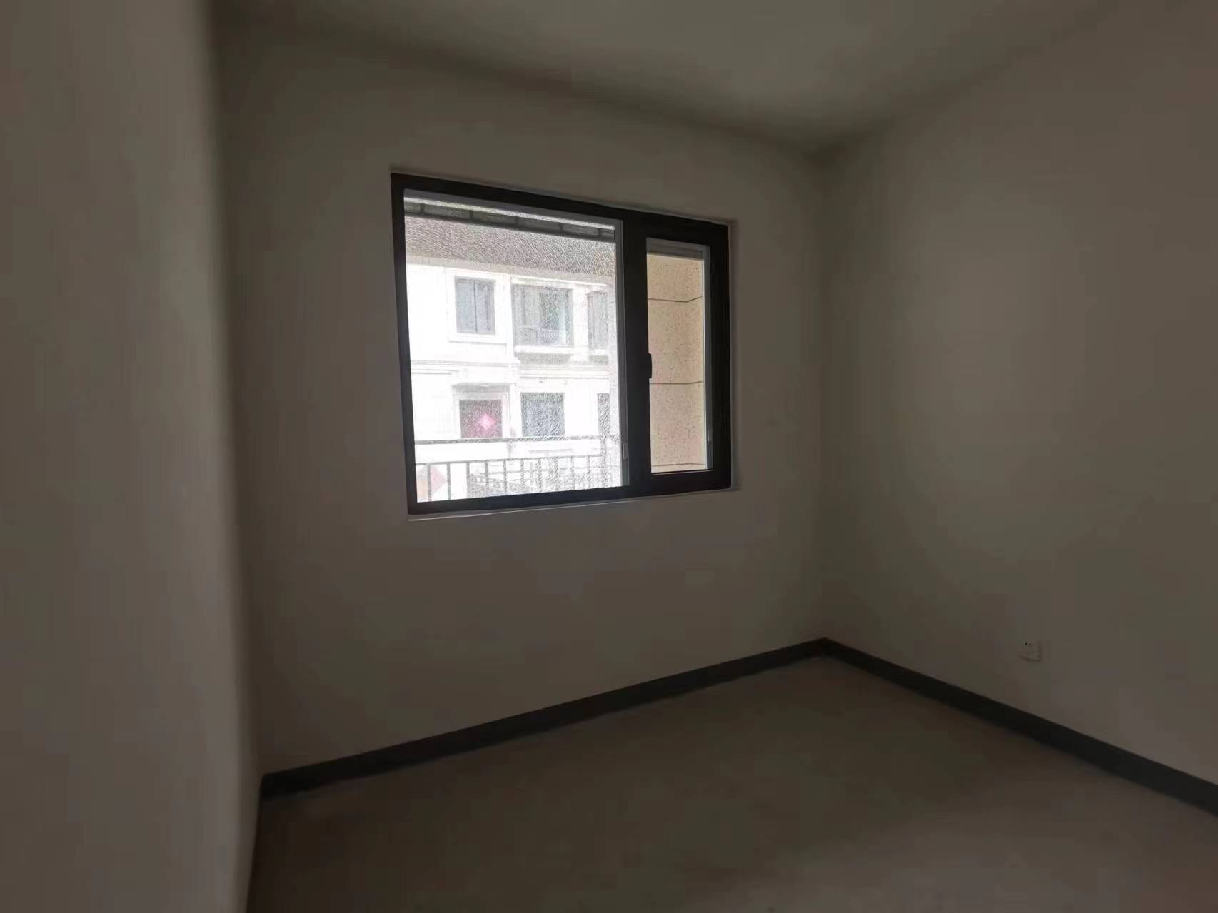 中南熙悦(南通经济技术开发区) 4室2厅3卫 133m&sup2;