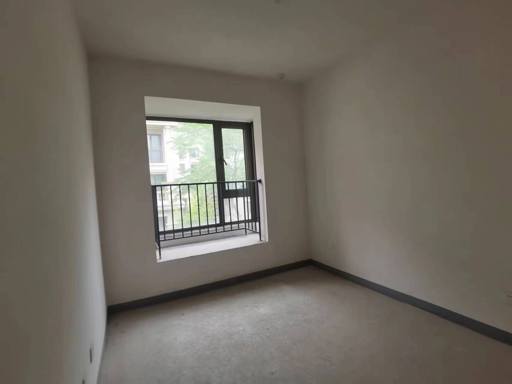 中南熙悦(南通经济技术开发区) 4室2厅3卫 133m&sup2;