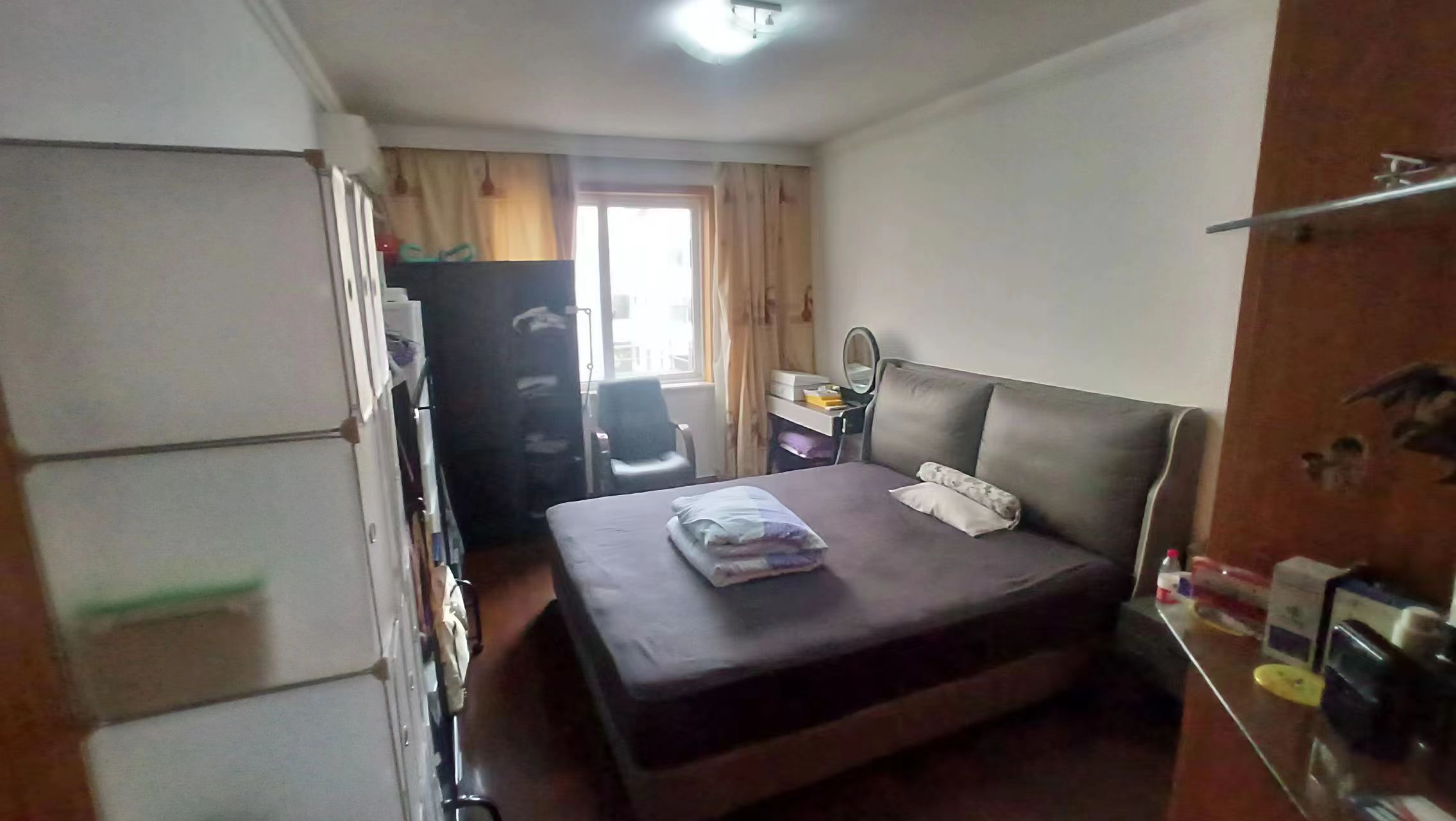 朝晖花园 5室2厅2卫 209.00m&sup2;