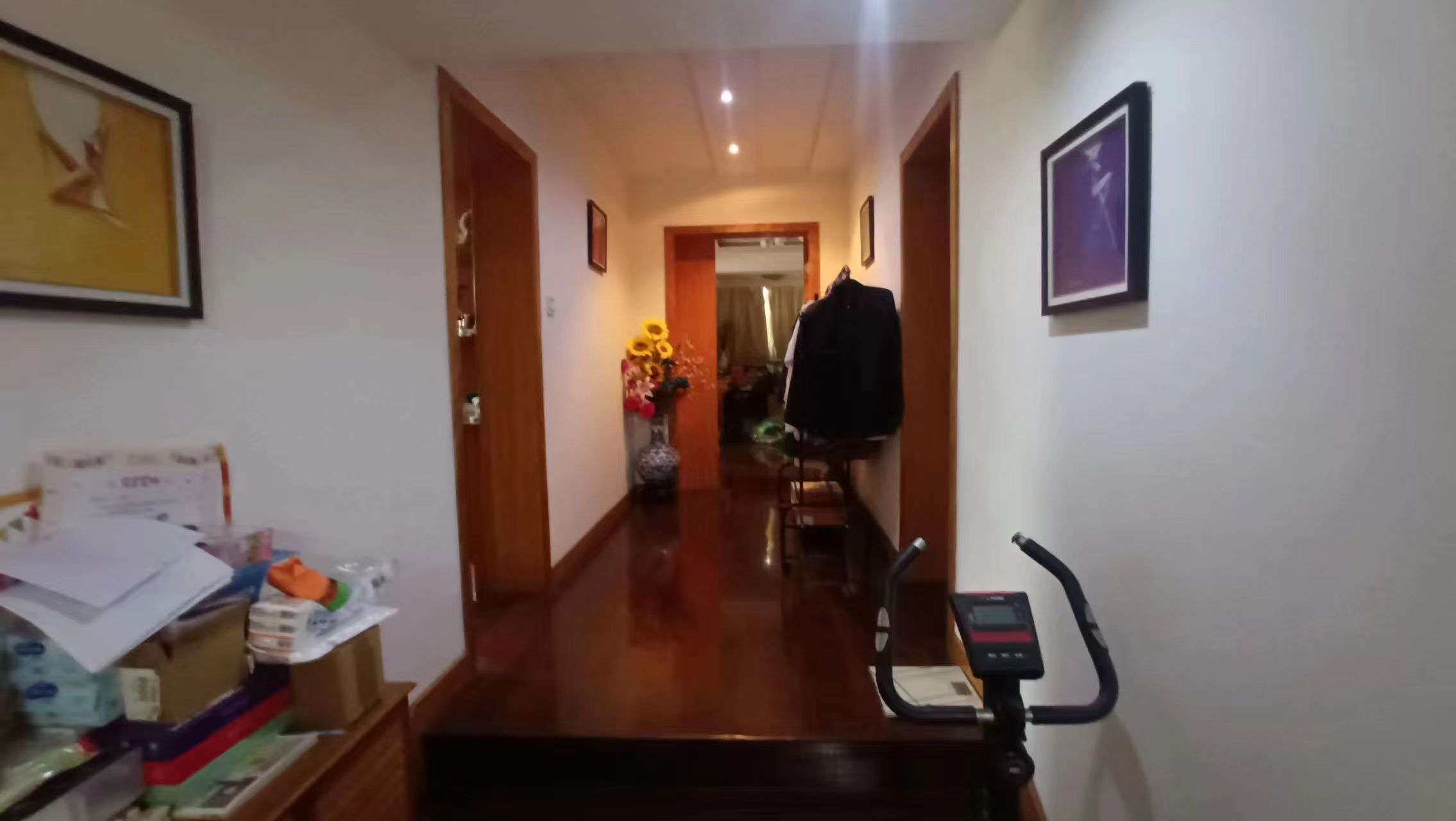 朝晖花园 5室2厅2卫 209.00m&sup2;