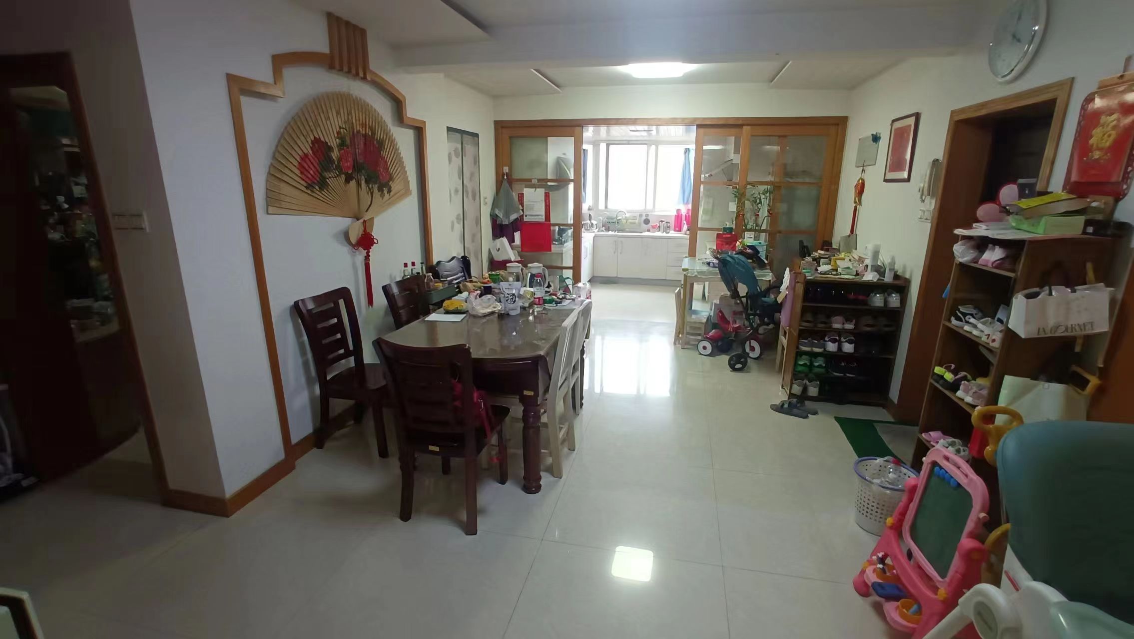 朝晖花园 5室2厅2卫 209.00m&sup2;
