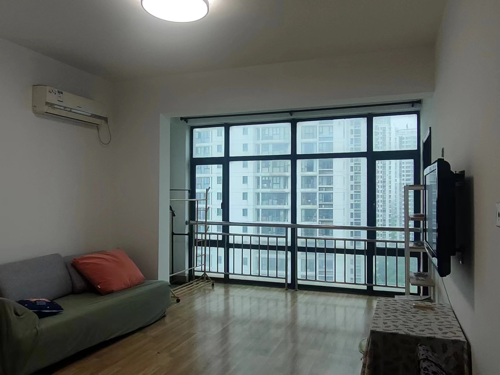 中南世纪城南区 2室2厅1卫 85m²