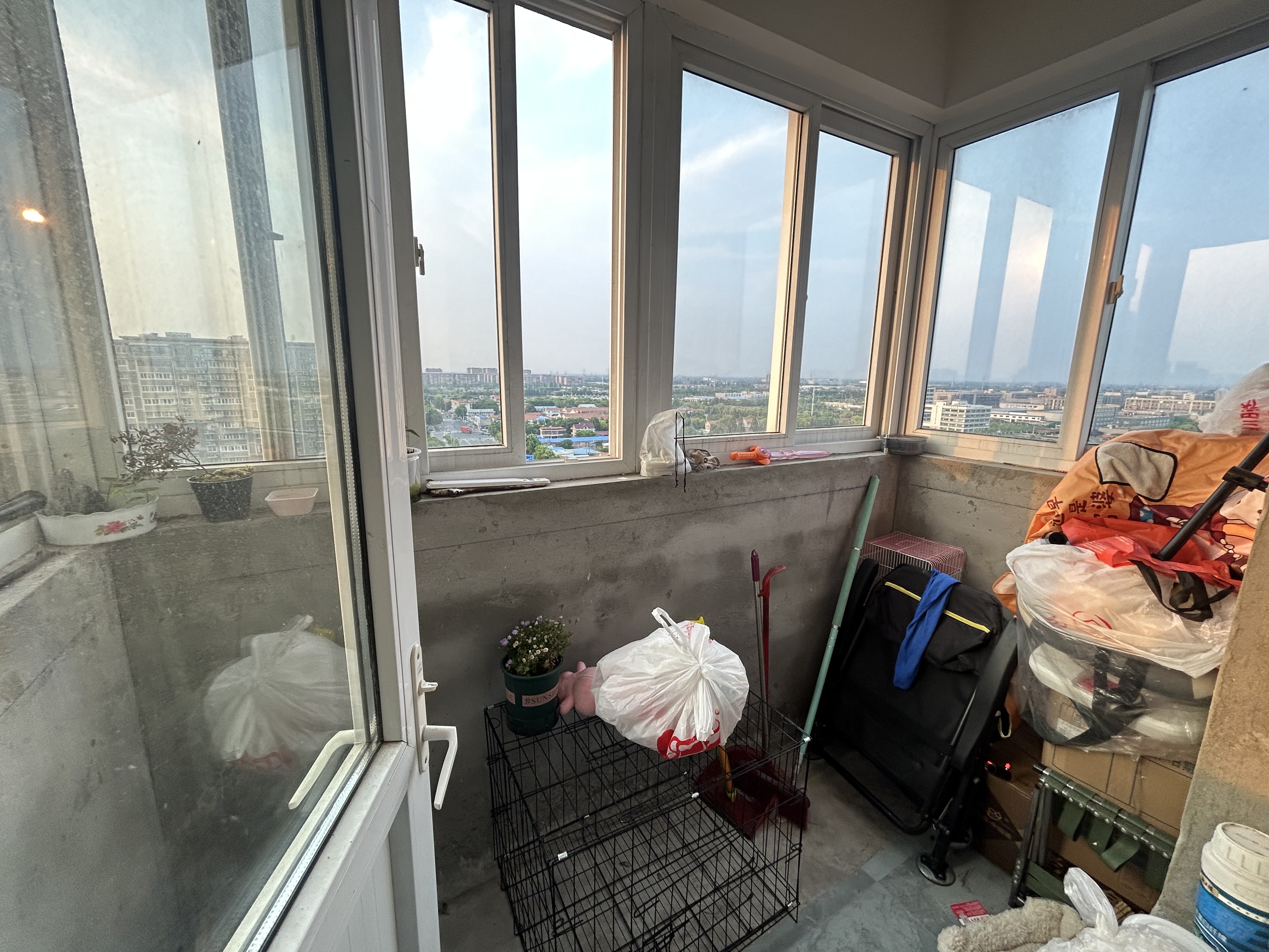 兴和家园 2室2厅1卫 96m&sup2;