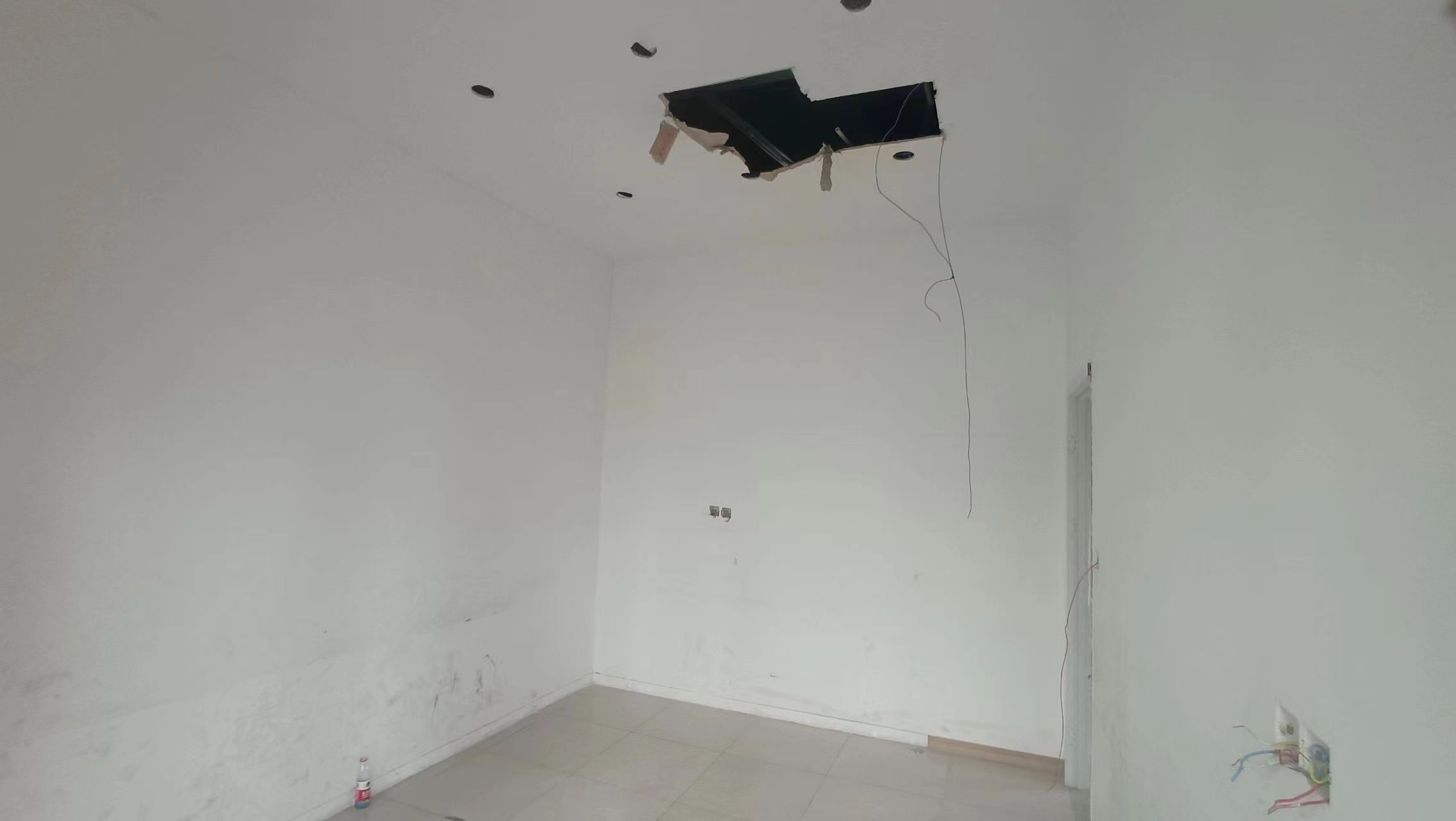 珑府 3室2厅1卫 123.00m²