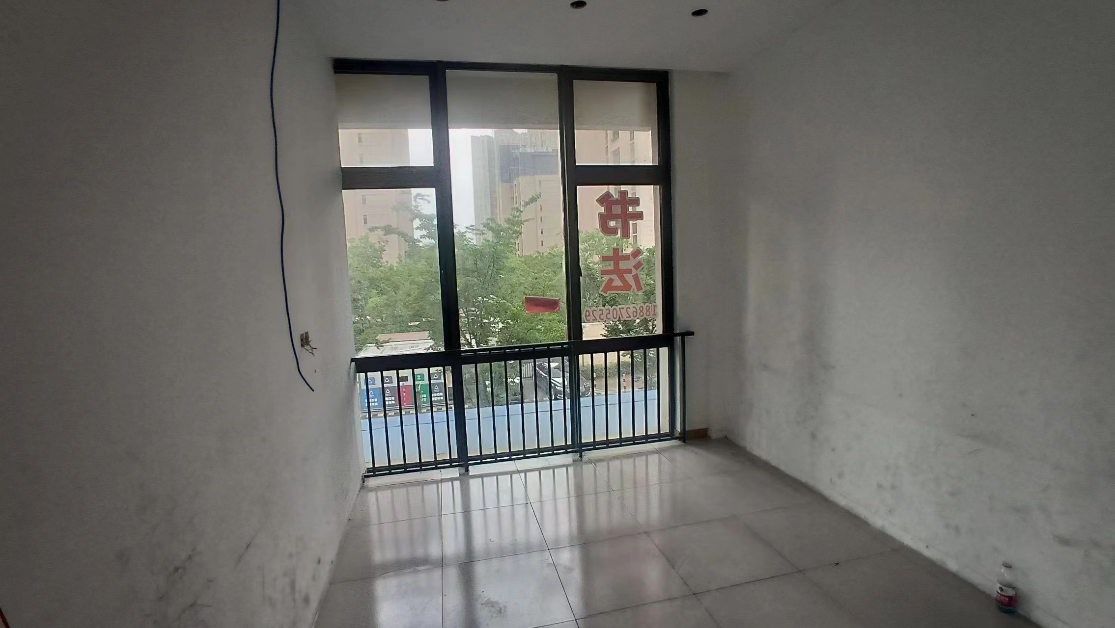 珑府 3室2厅1卫 123.00m²