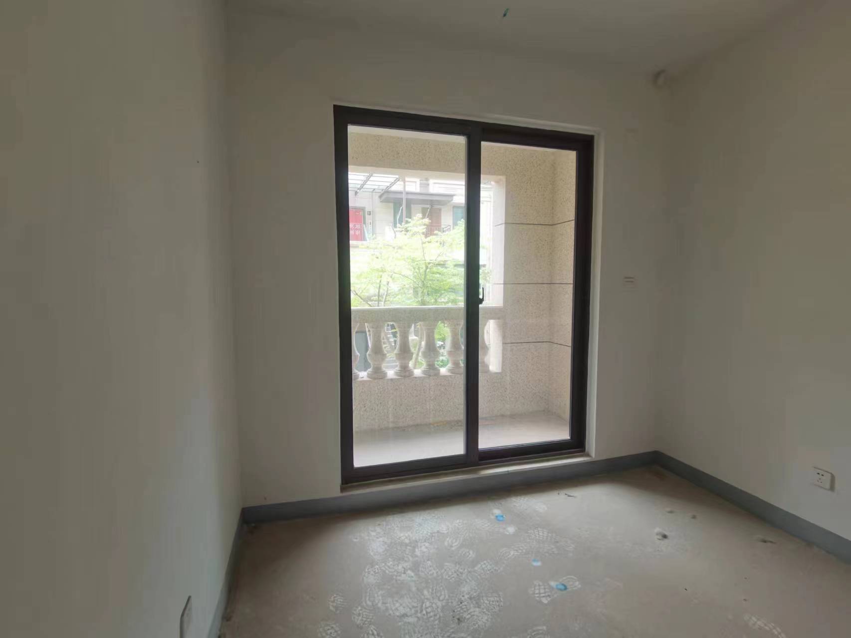 中南熙悦(南通经济技术开发区) 4室2厅3卫 133m&sup2;
