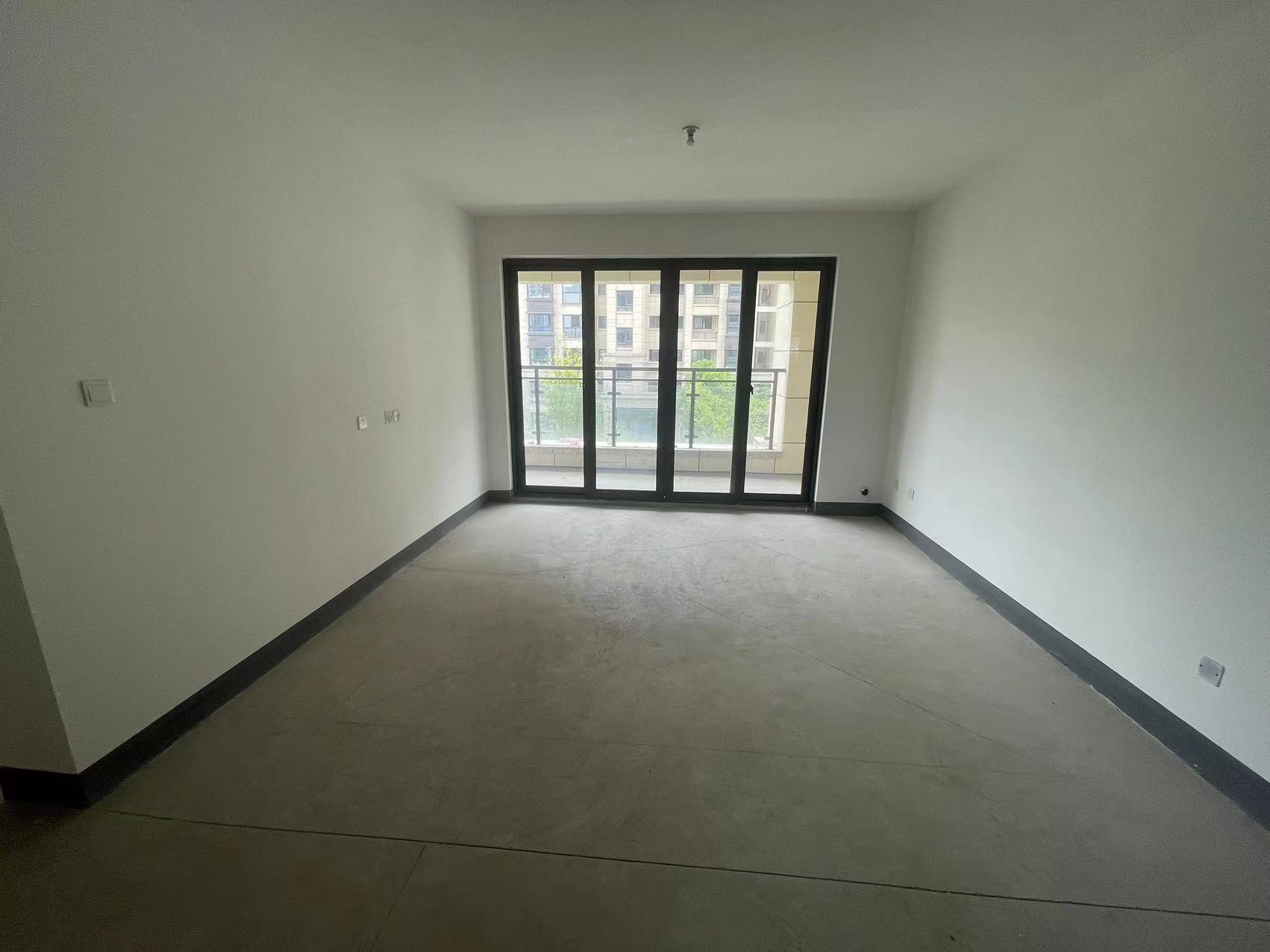 金溪漫花园 3室2厅2卫 127m²