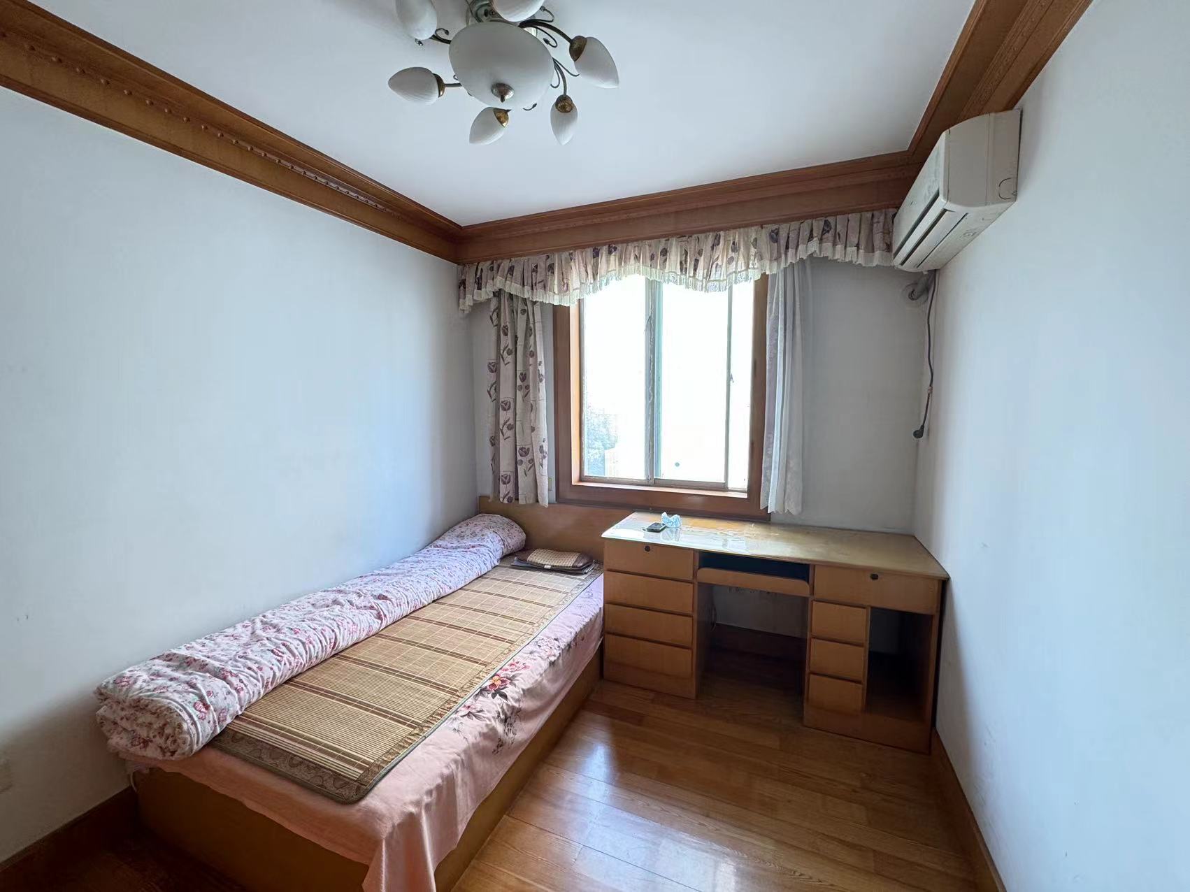 城南小苑 3室2厅1卫 119m&sup2;