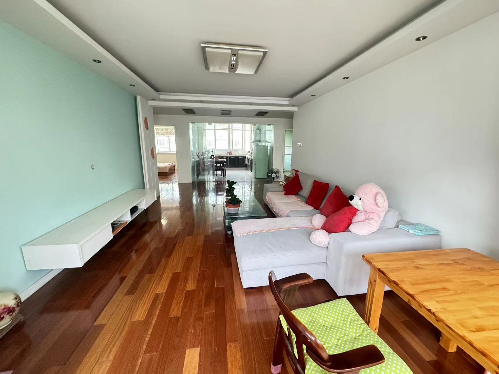 春晖花园 3室2厅1卫 139.40m&sup2;