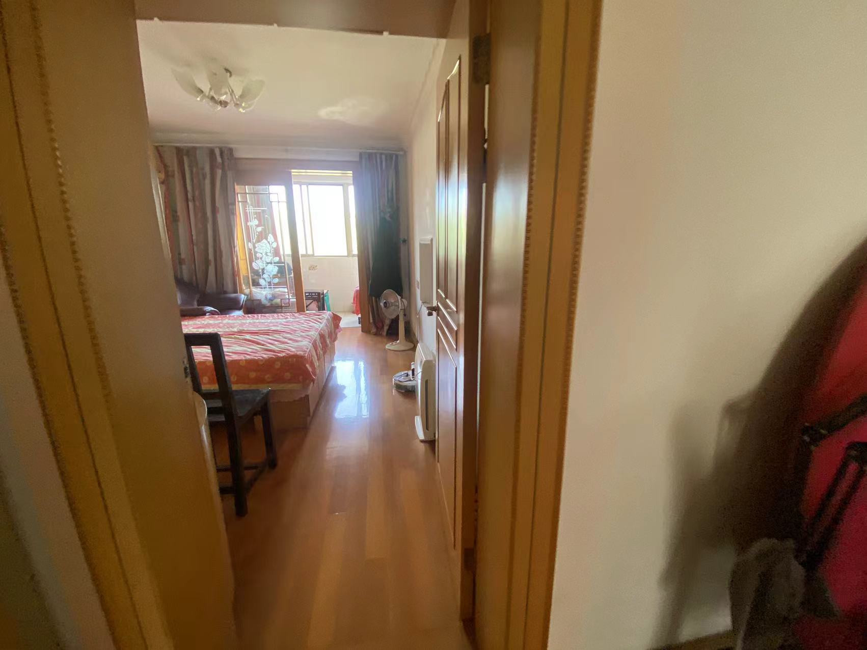 城港新村 3室2厅1卫 120m&sup2;