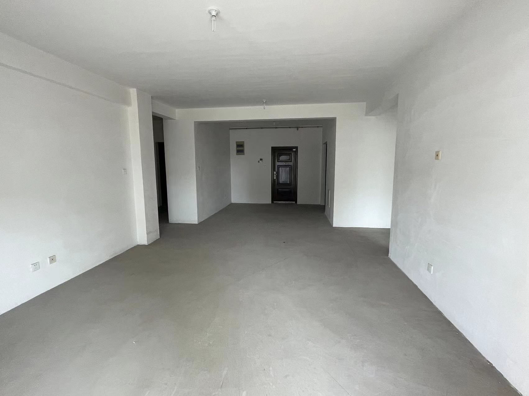 尚海城 4室2厅2卫 150m²