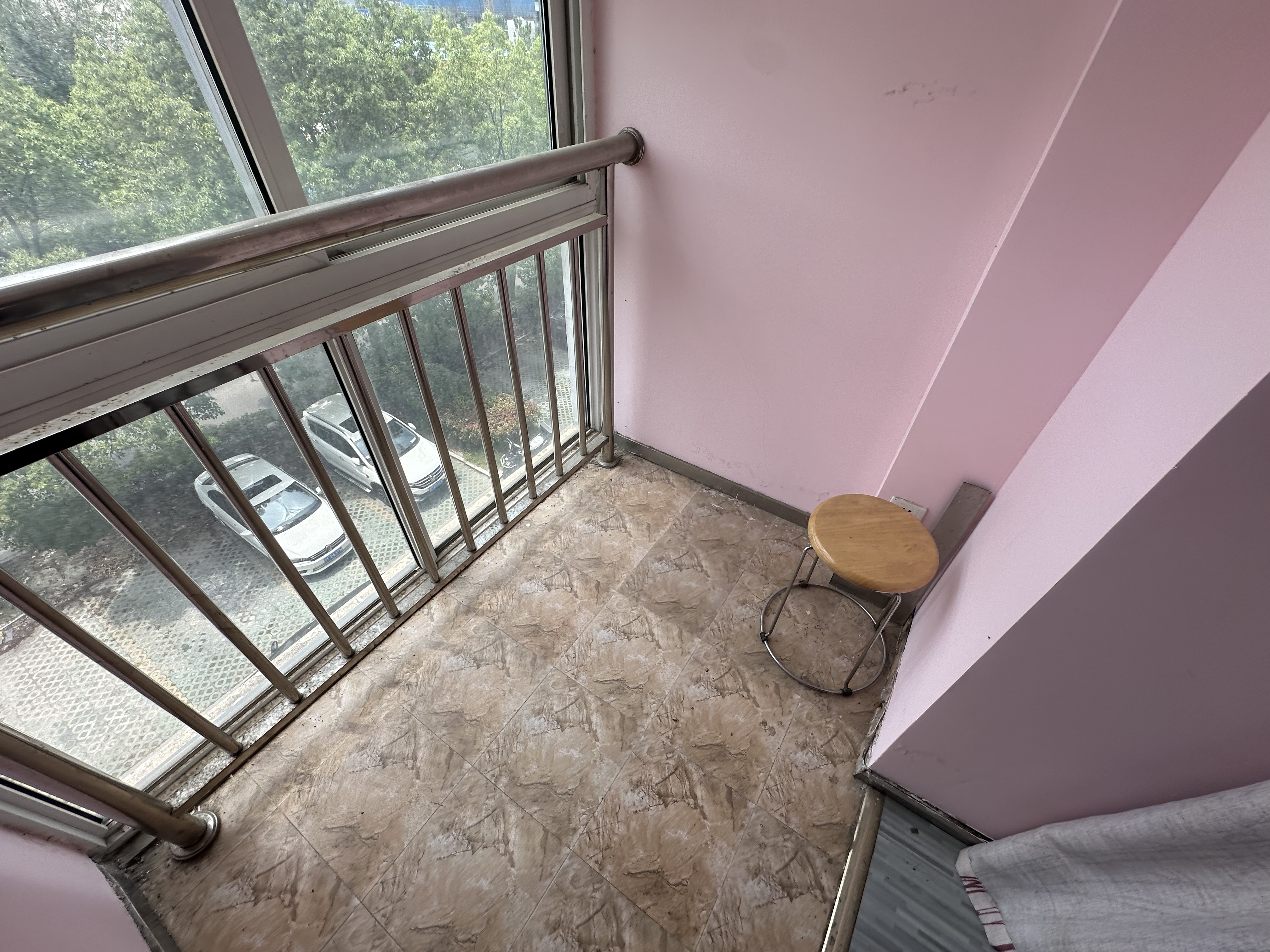 尚德城邦 1室1厅1卫 75.00m²