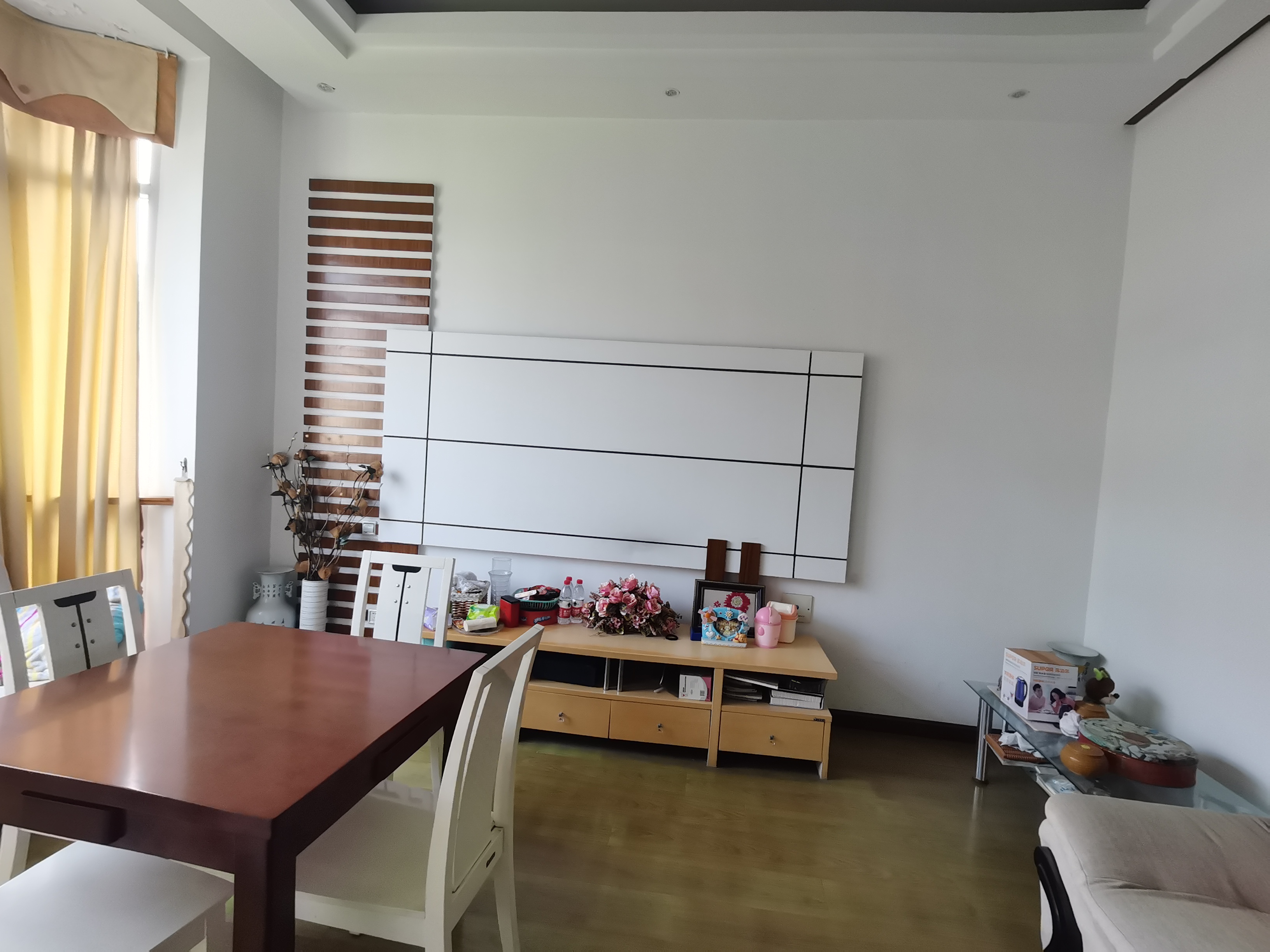 星源花苑 3室2厅1卫 115m²